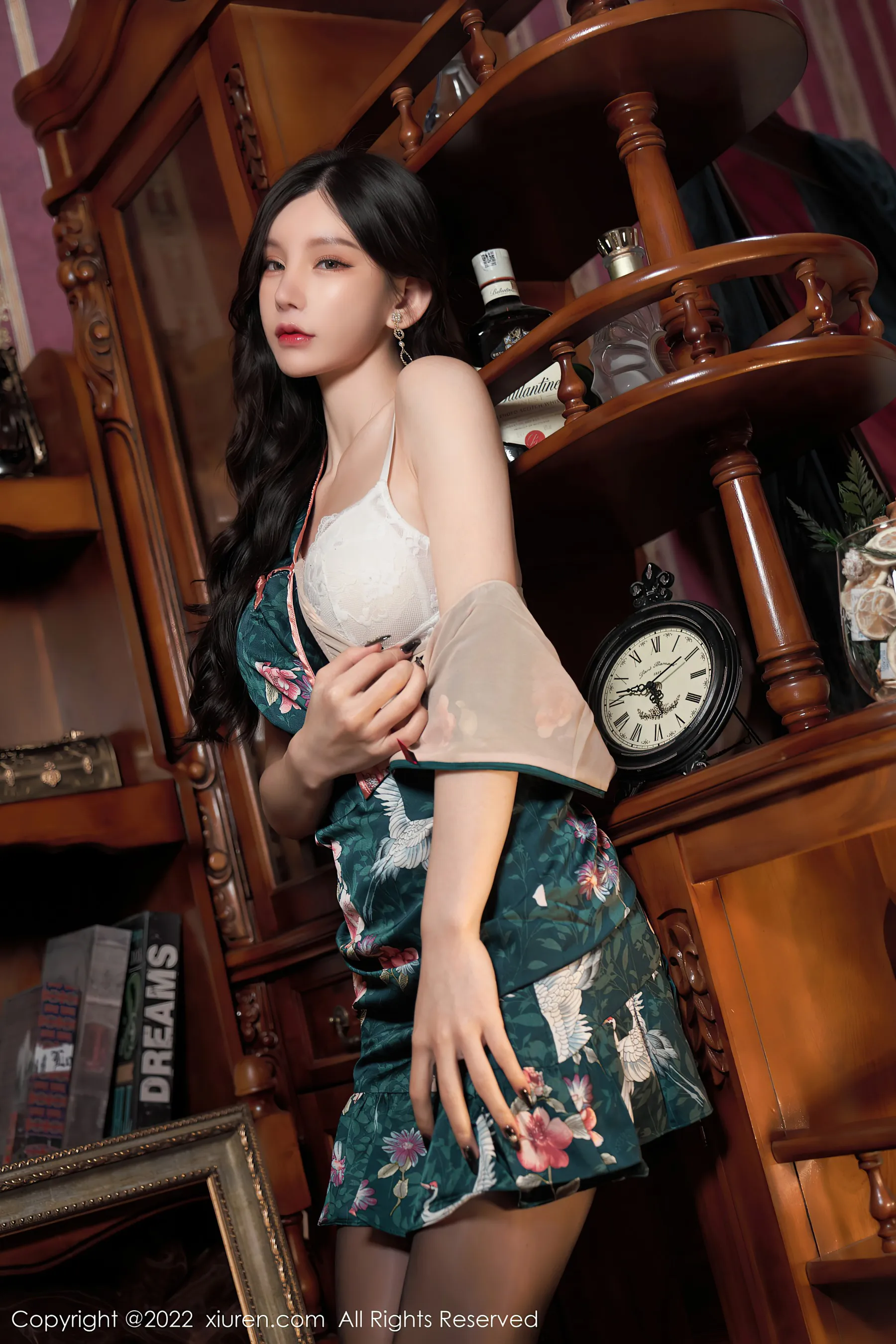 秀人网 No.4695 周于希Sally 黑丝美腿插图4