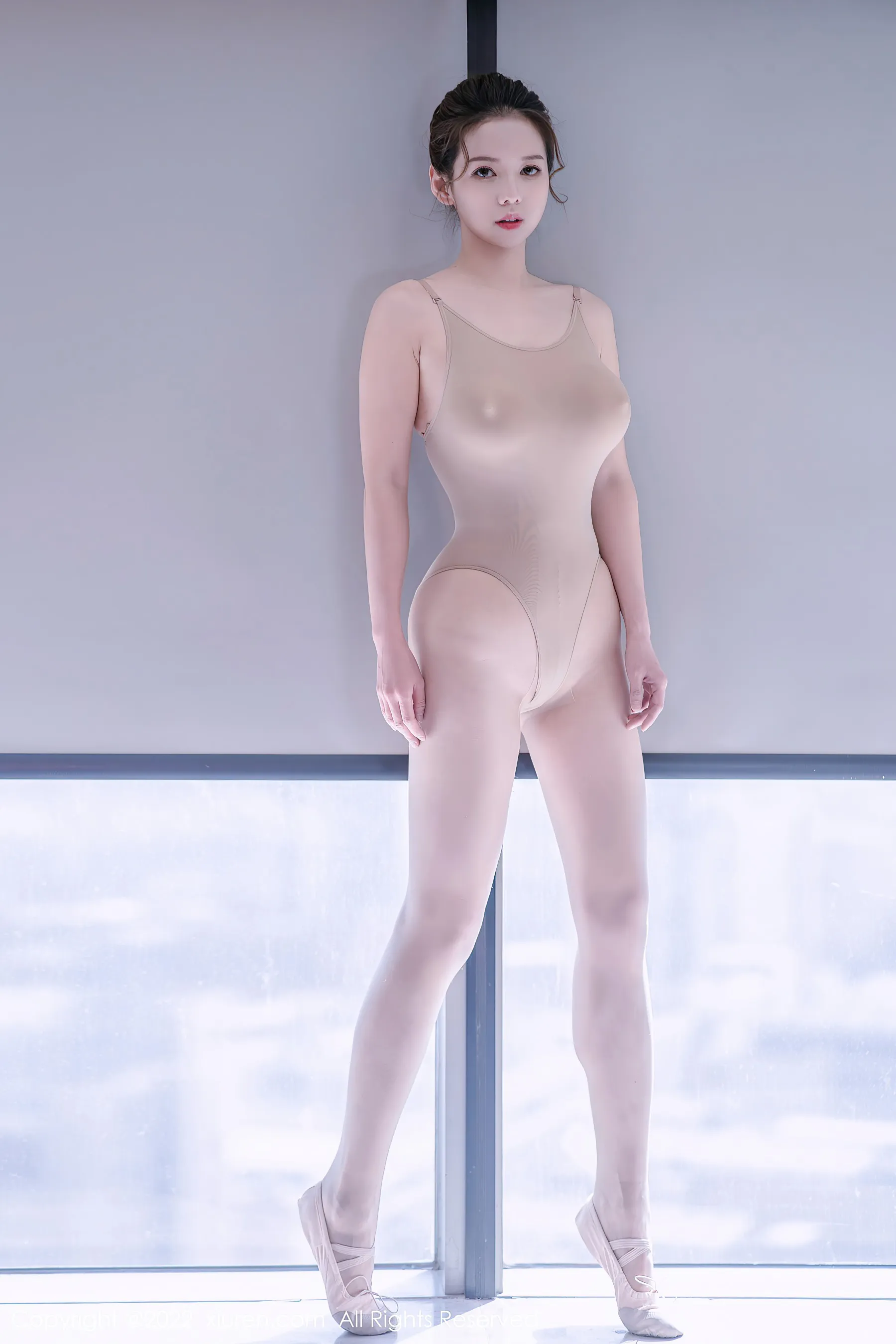 秀人网 No.4722 大美媚京 新人美臀插图3