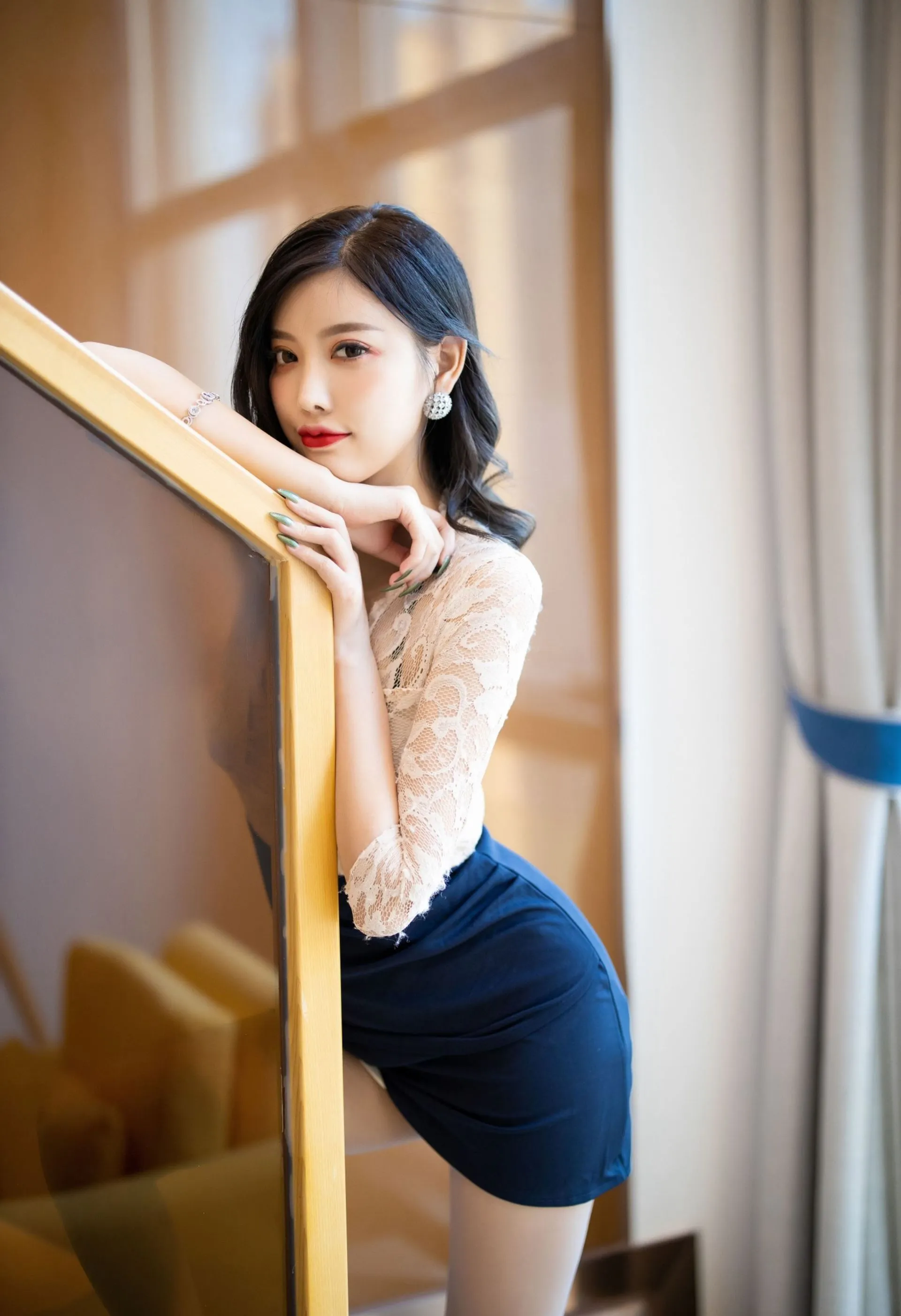 XIUREN秀人网 No.1717 杨晨晨sugar插图1