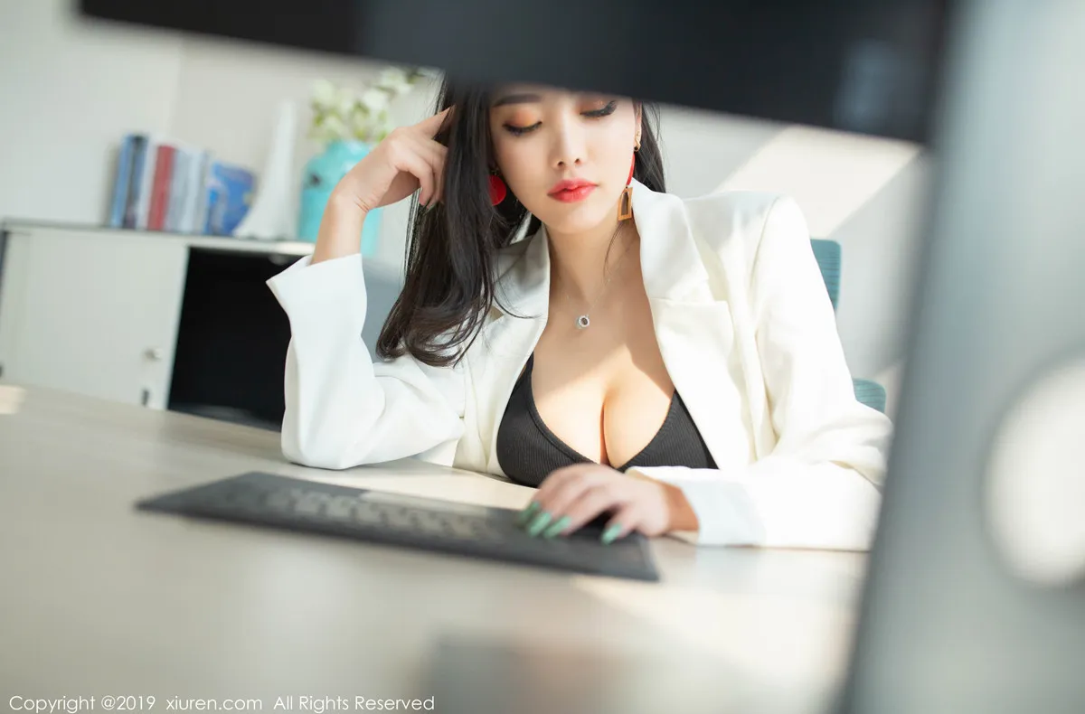 XIUREN秀人网 N0.1853 杨晨晨sugar插图4