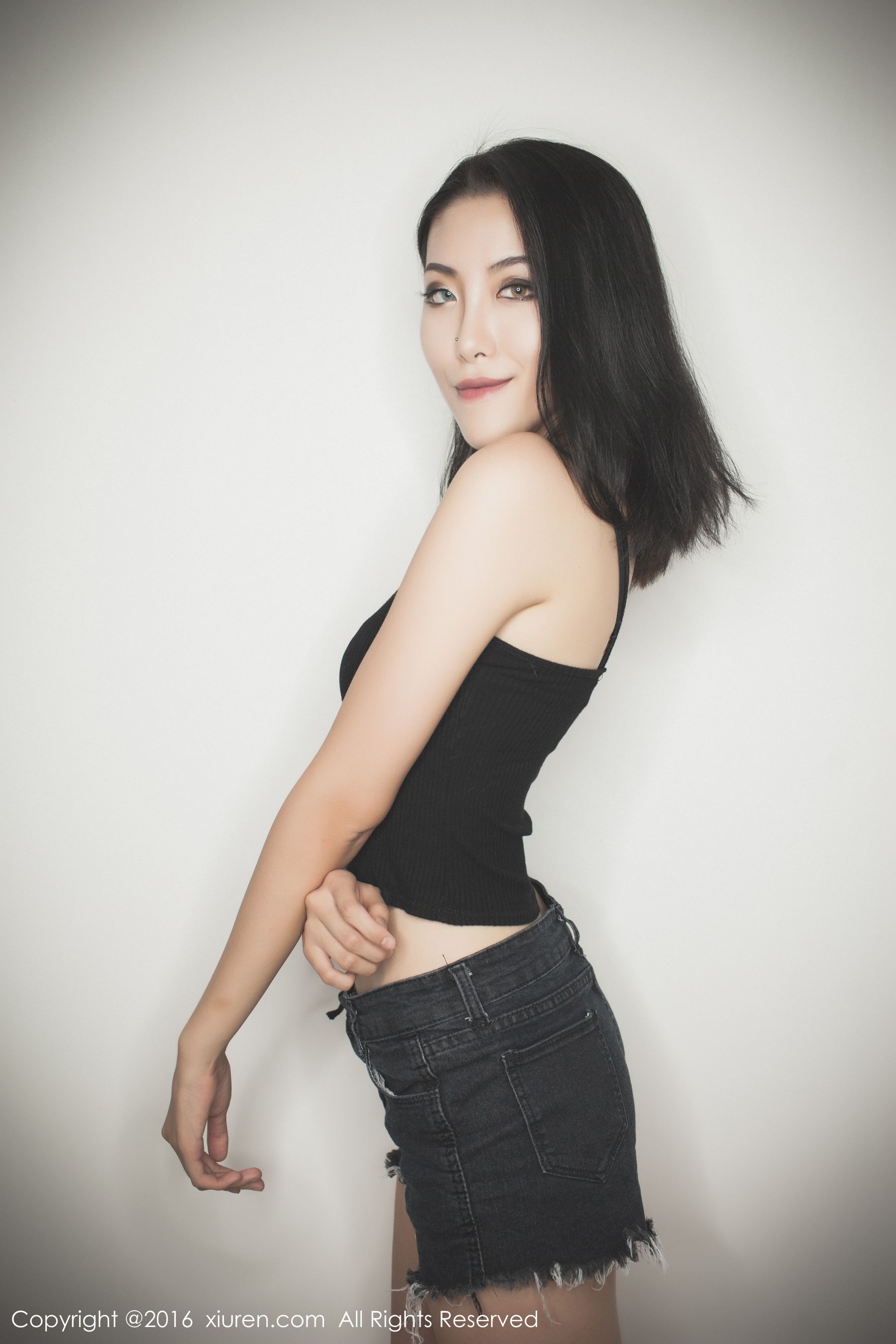 BOBO_xk(黎蒨垚)《热裤+内衣系列》 秀人网 No.617插图