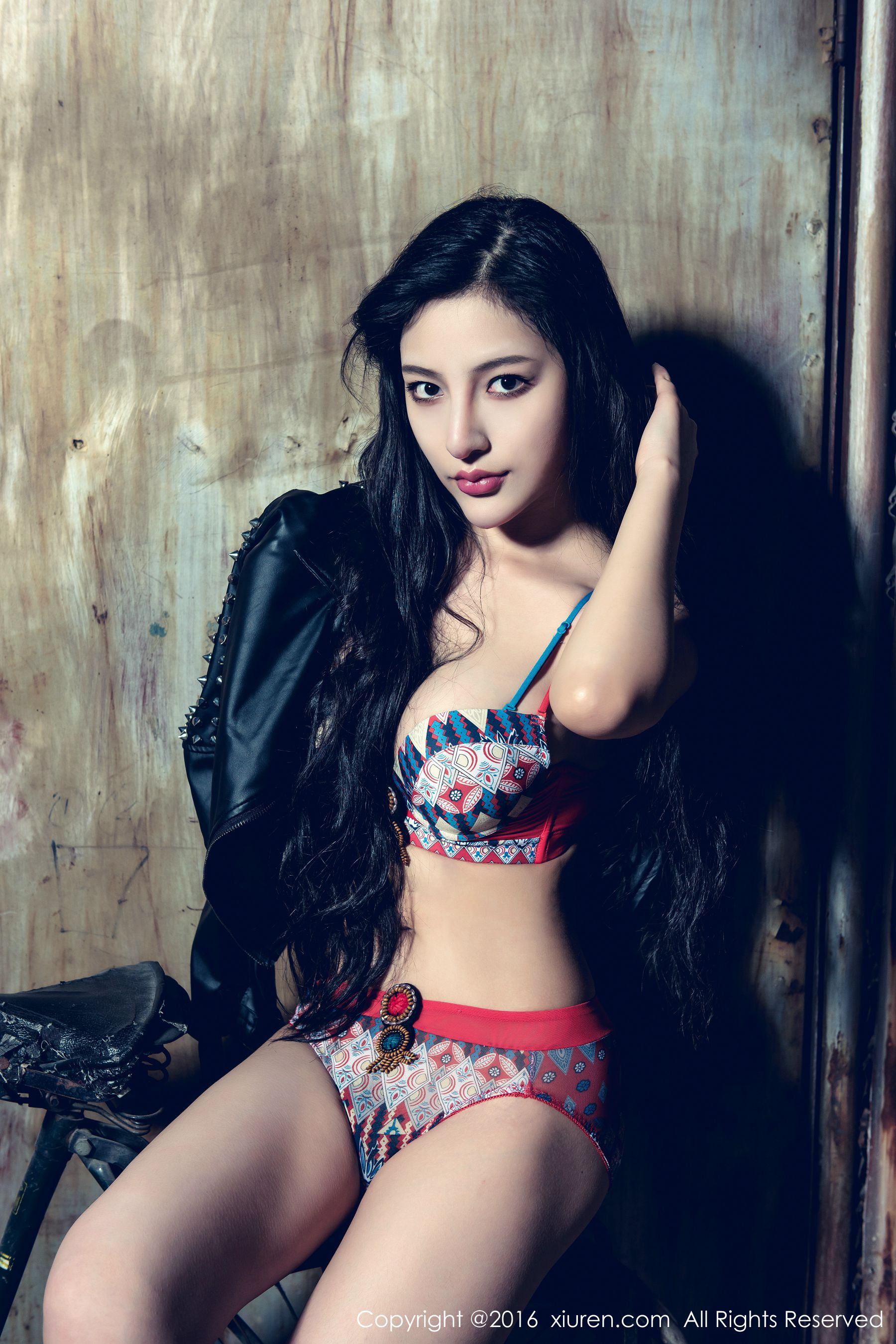 UU阿文《妖艳、丰乳肥臀，风姿绰约》 秀人网 No.626插图1