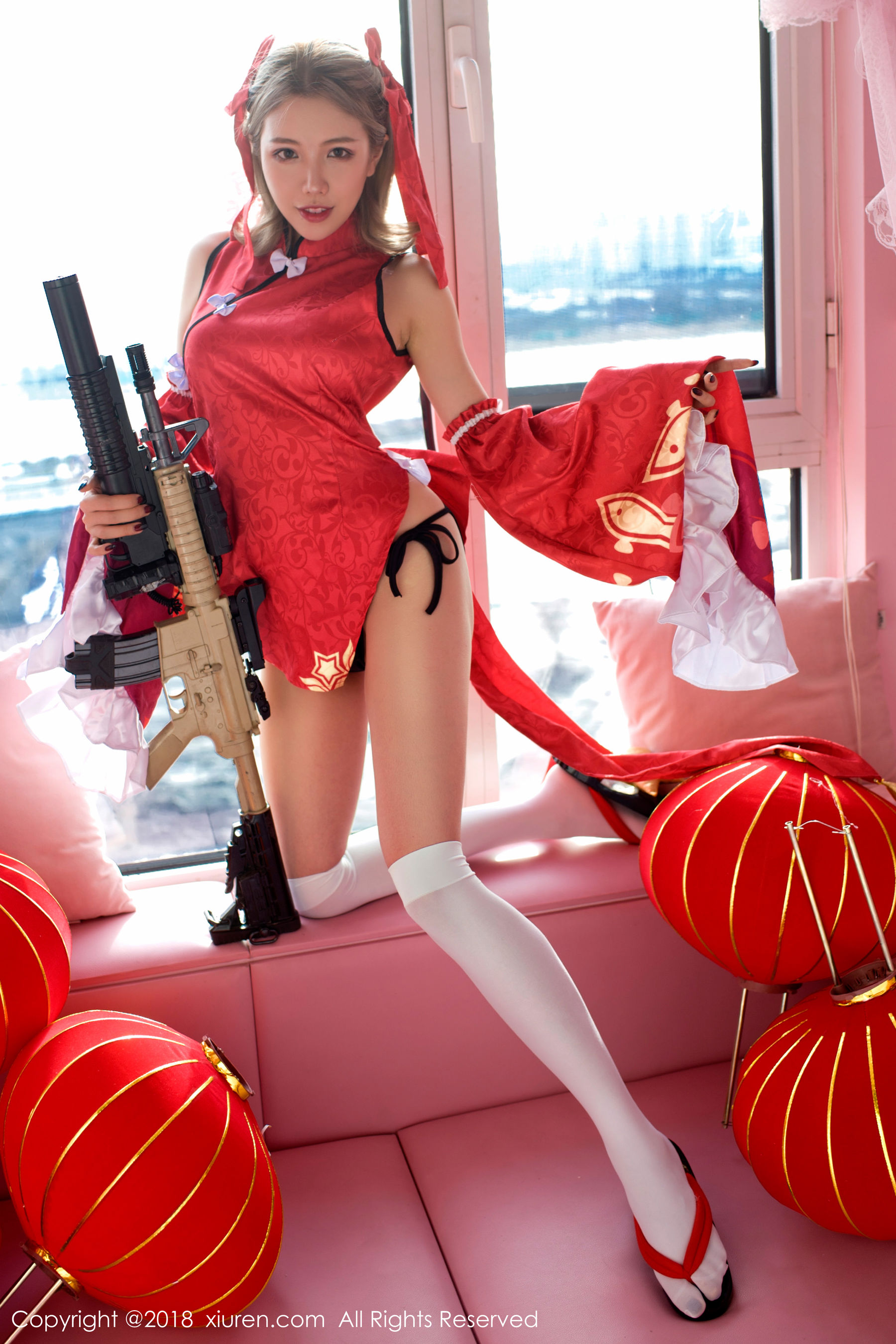 黄楽然《保鲜膜裹身+极品COS枪娘》 秀人 No.911插图5