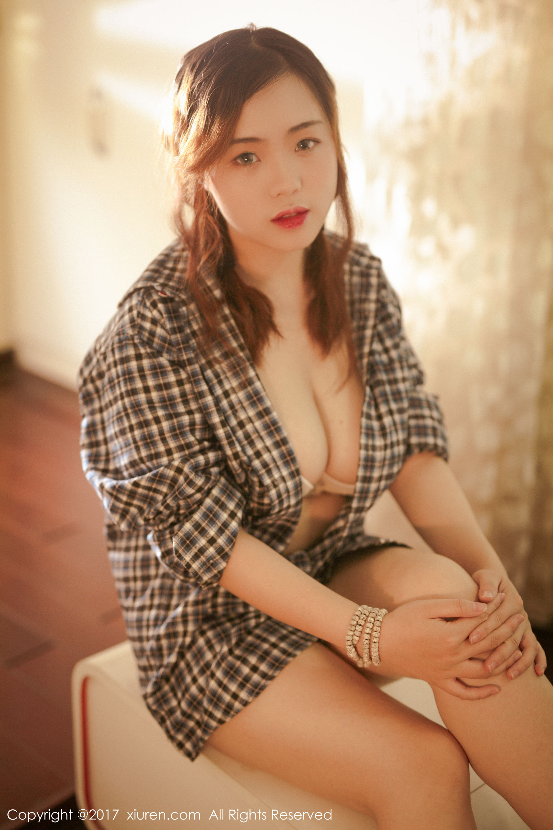 米爱Demon《格子衬衫+半透内衣系列》 秀人网XIUREN No.754插图1