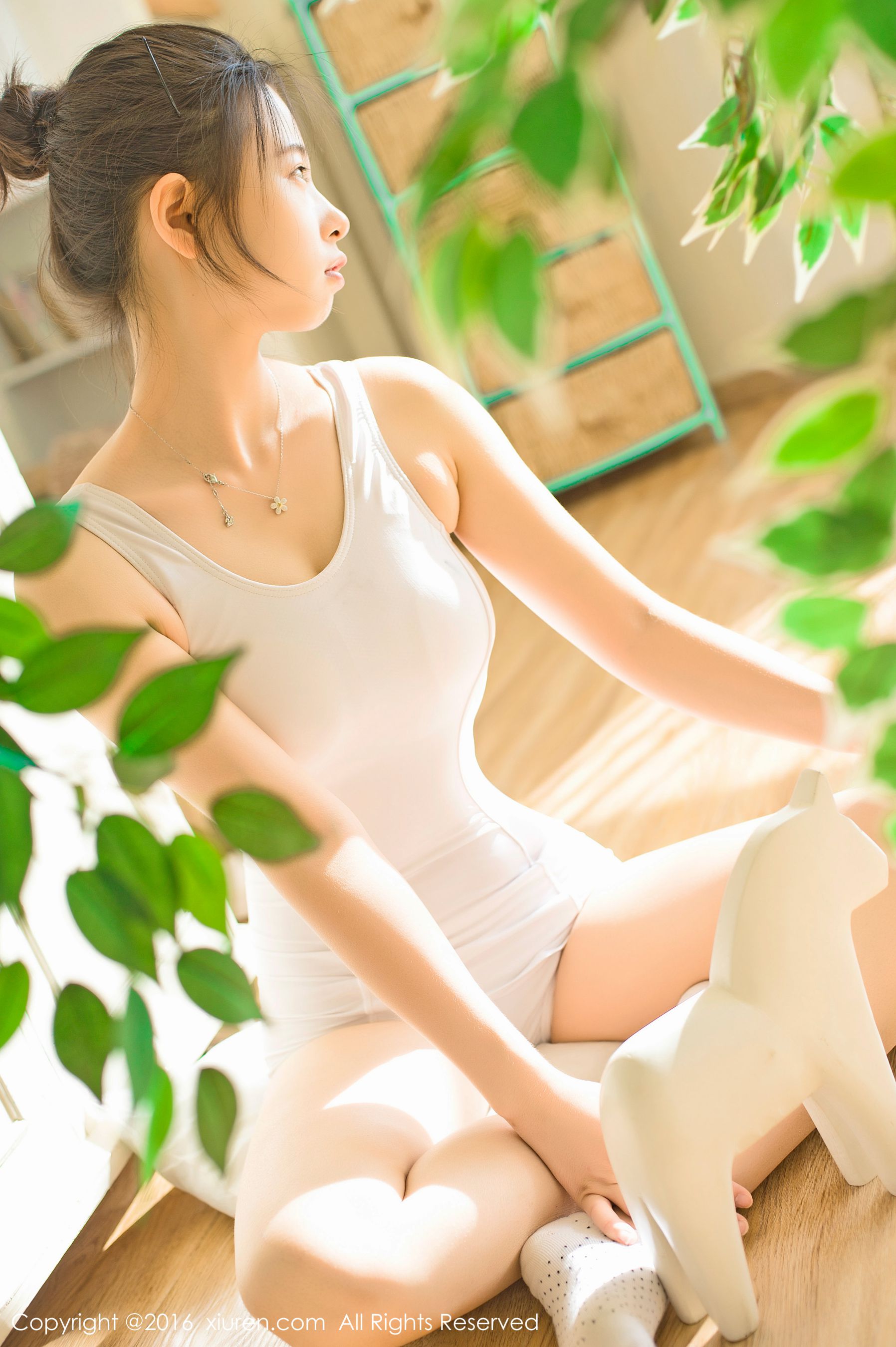 草莓zz(吴允芝)《清晨起床的智齿少女》 秀人网 No.641插图3