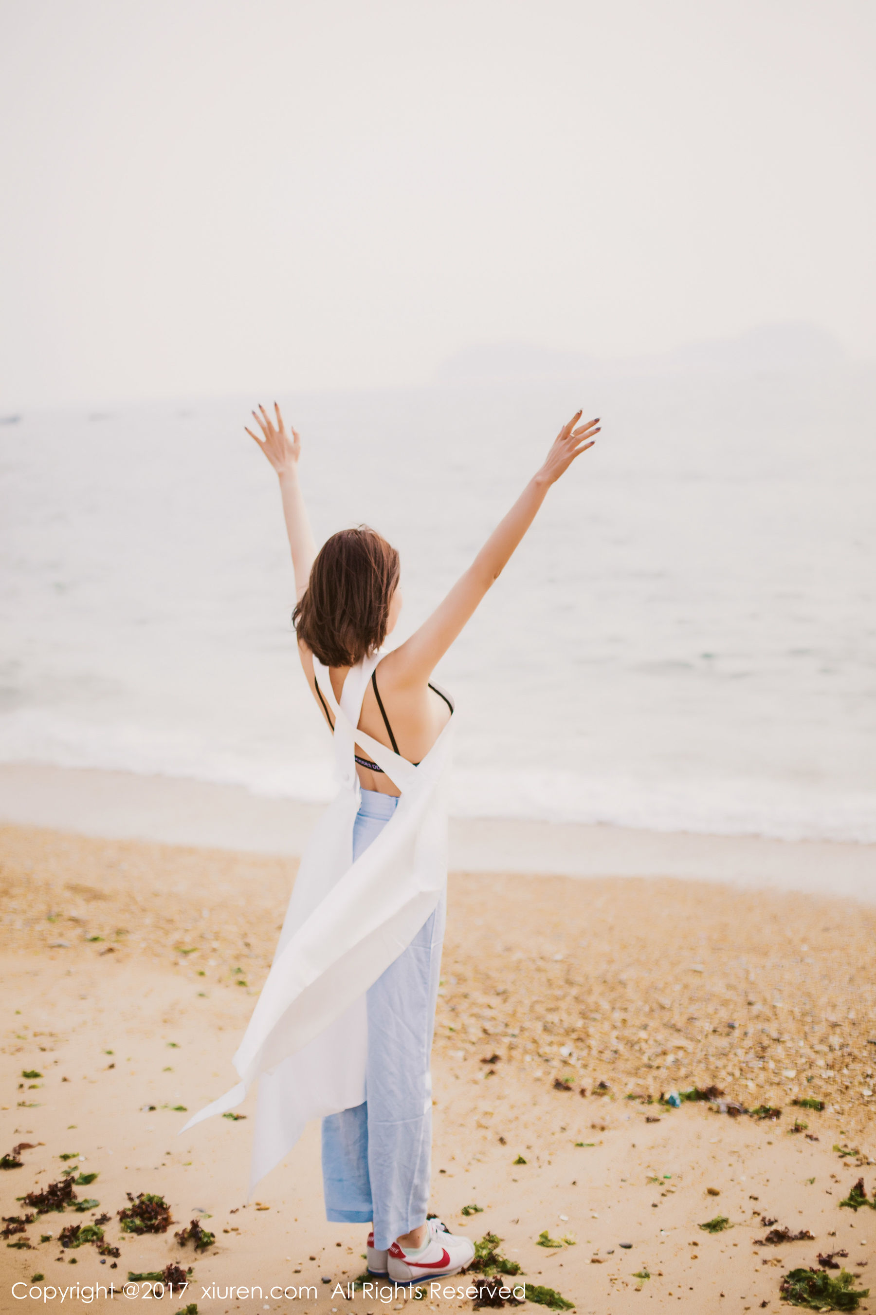 廿十(凯竹)《海边唯美风+性感室内》 秀人 NO.879插图3