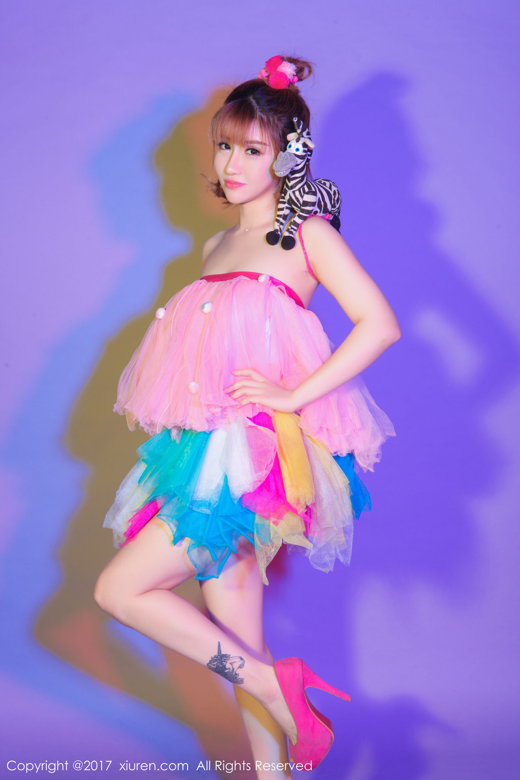 K8傲娇萌萌Vivian《COS超级索尼子+梦幻七彩裙子》 秀人网XIUREN No.722插图3