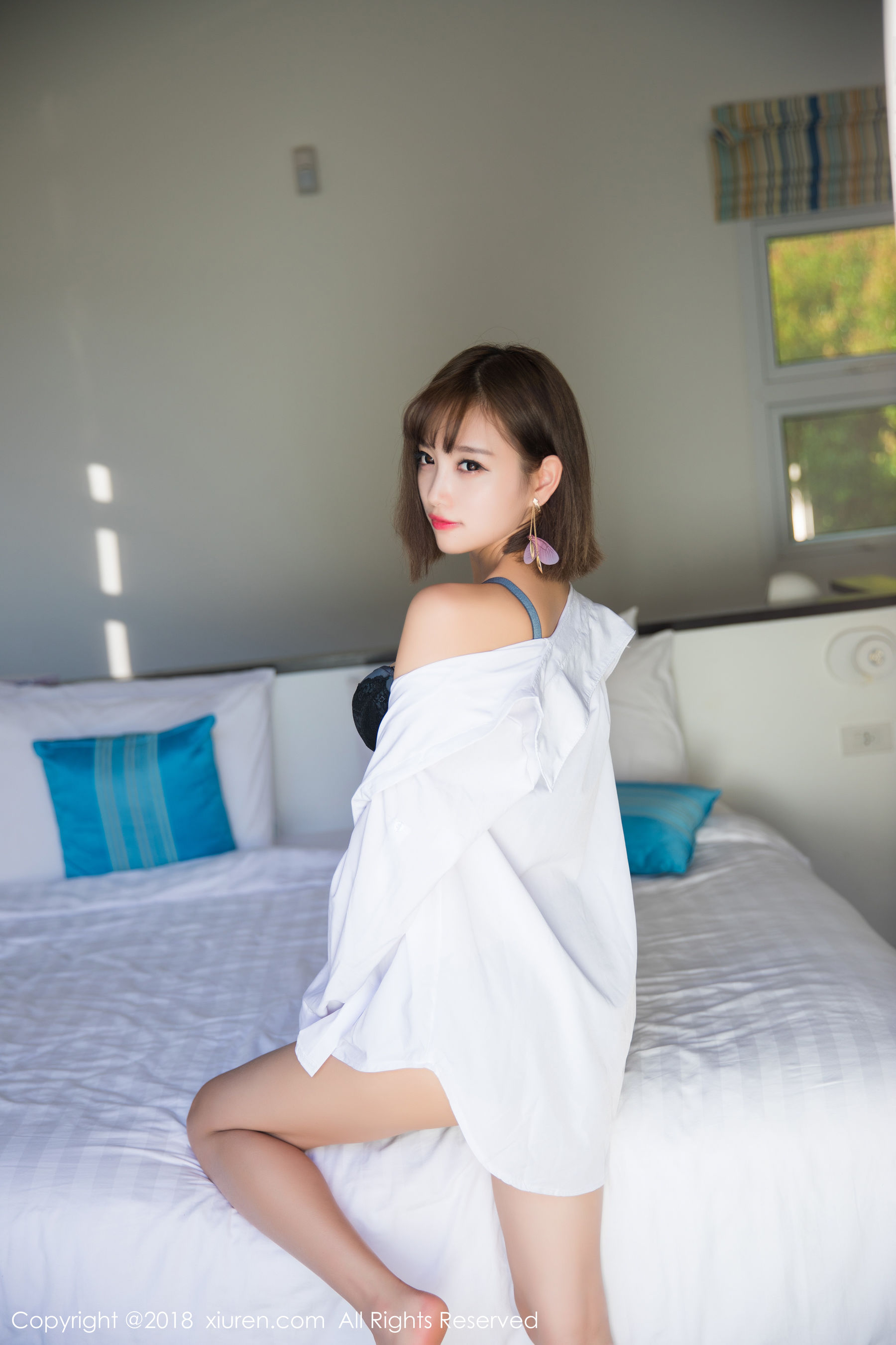 杨晨晨sugar《白衬衫、蕾丝内衣》 XiuRen 秀人网 No.1027插图2