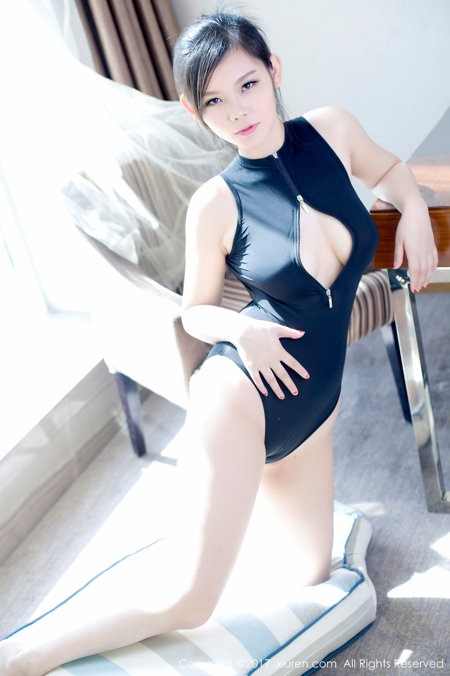 黎美儿Cici《情趣连体服+比基尼+开胸泳装》 秀人网XIUREN No.728插图2