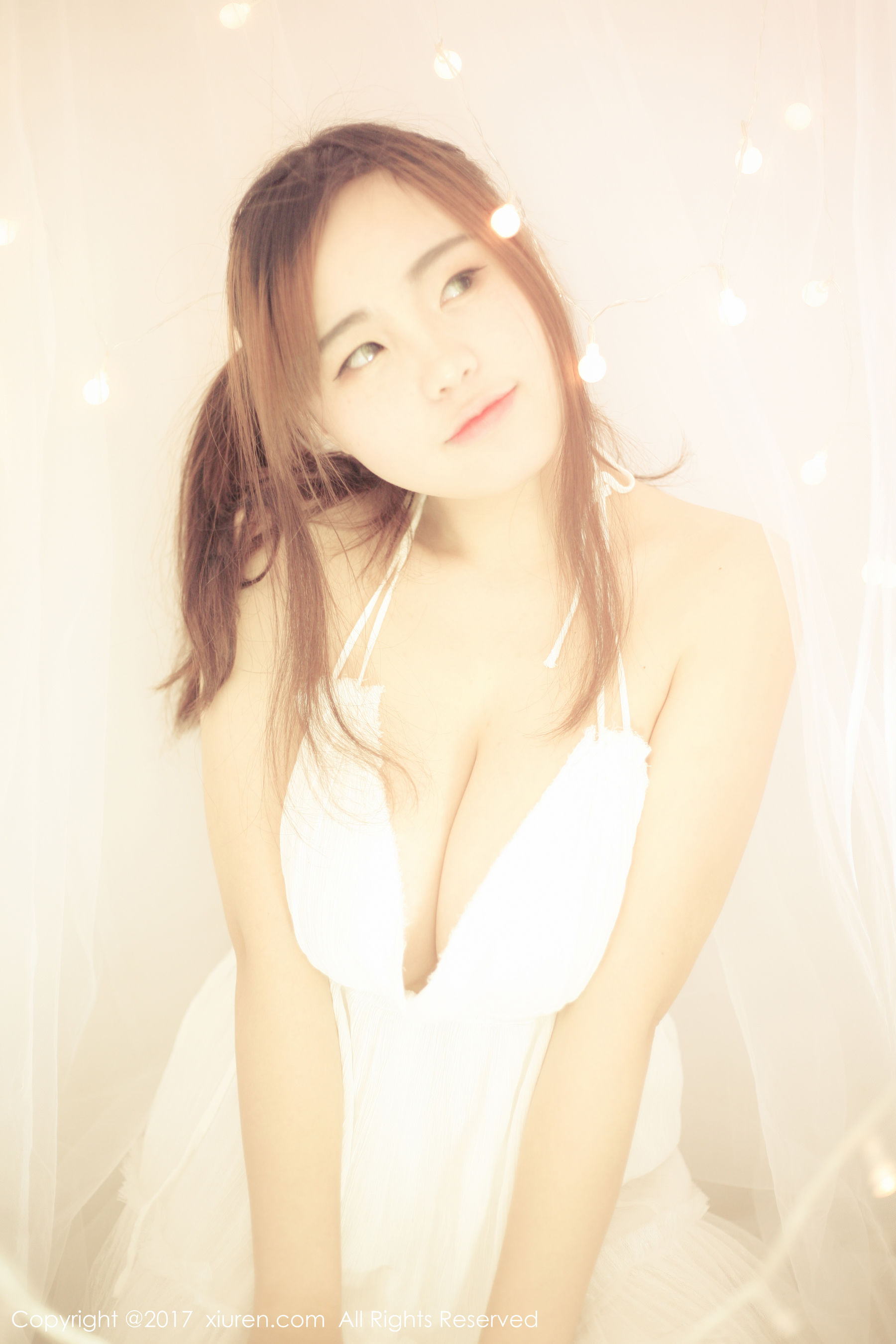 米爱Demon《童颜巨乳的梦幻少女诱惑私房》 秀人网XIUREN No.744插图1