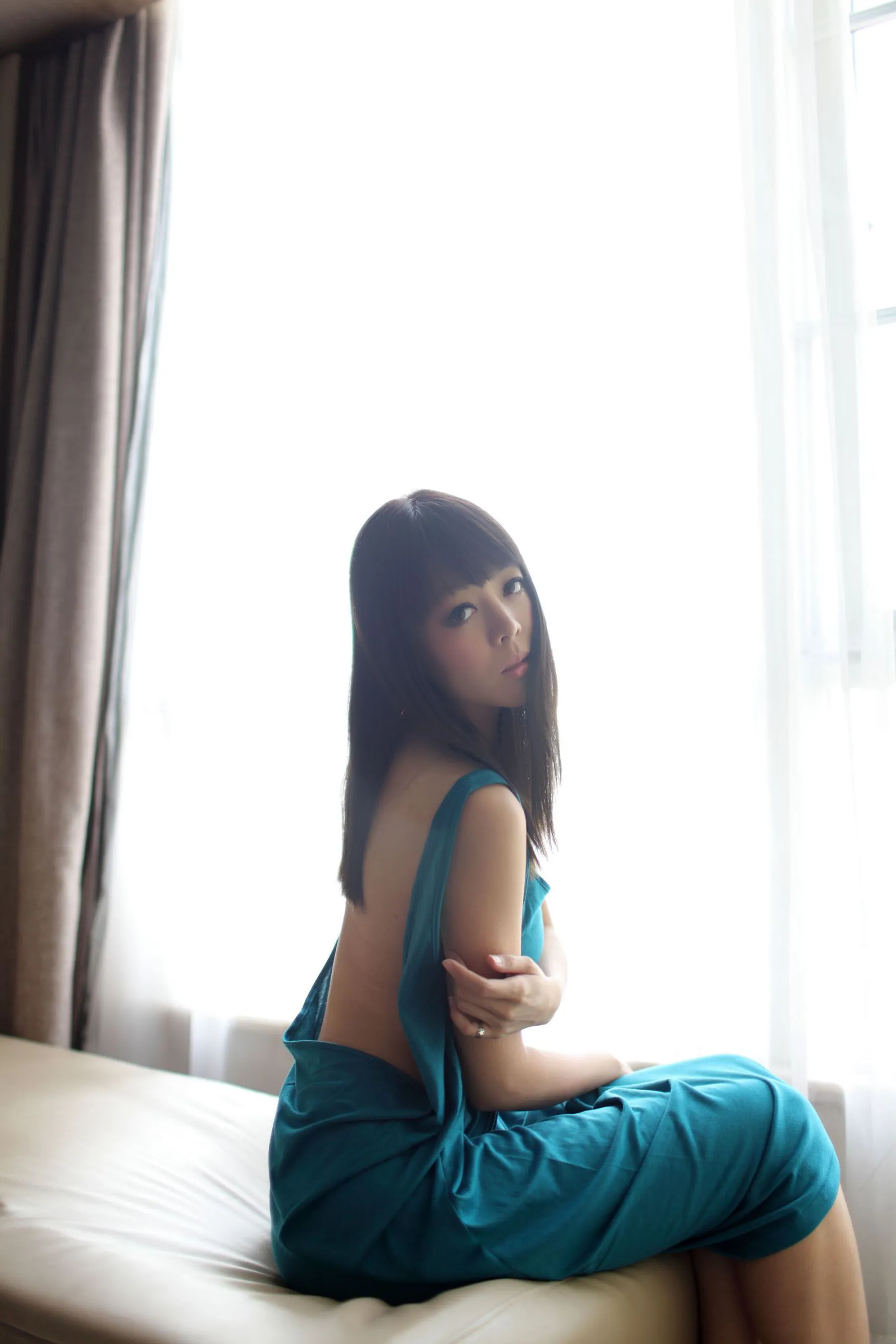 杜Viki《酒店拍摄 三套装》 秀人网 No.001插图6