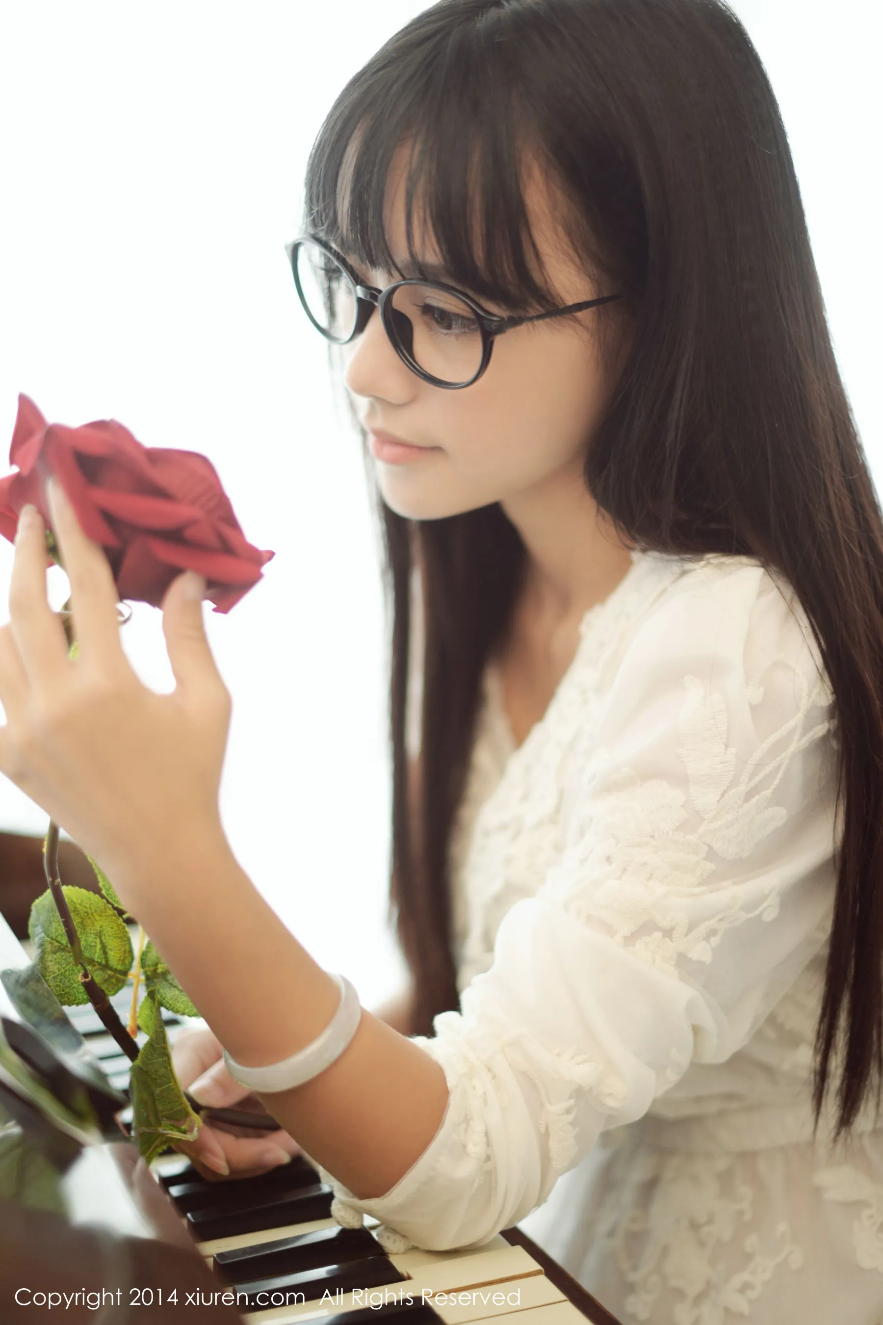 toro羽住《小清新系列》 秀人网 No.170插图1