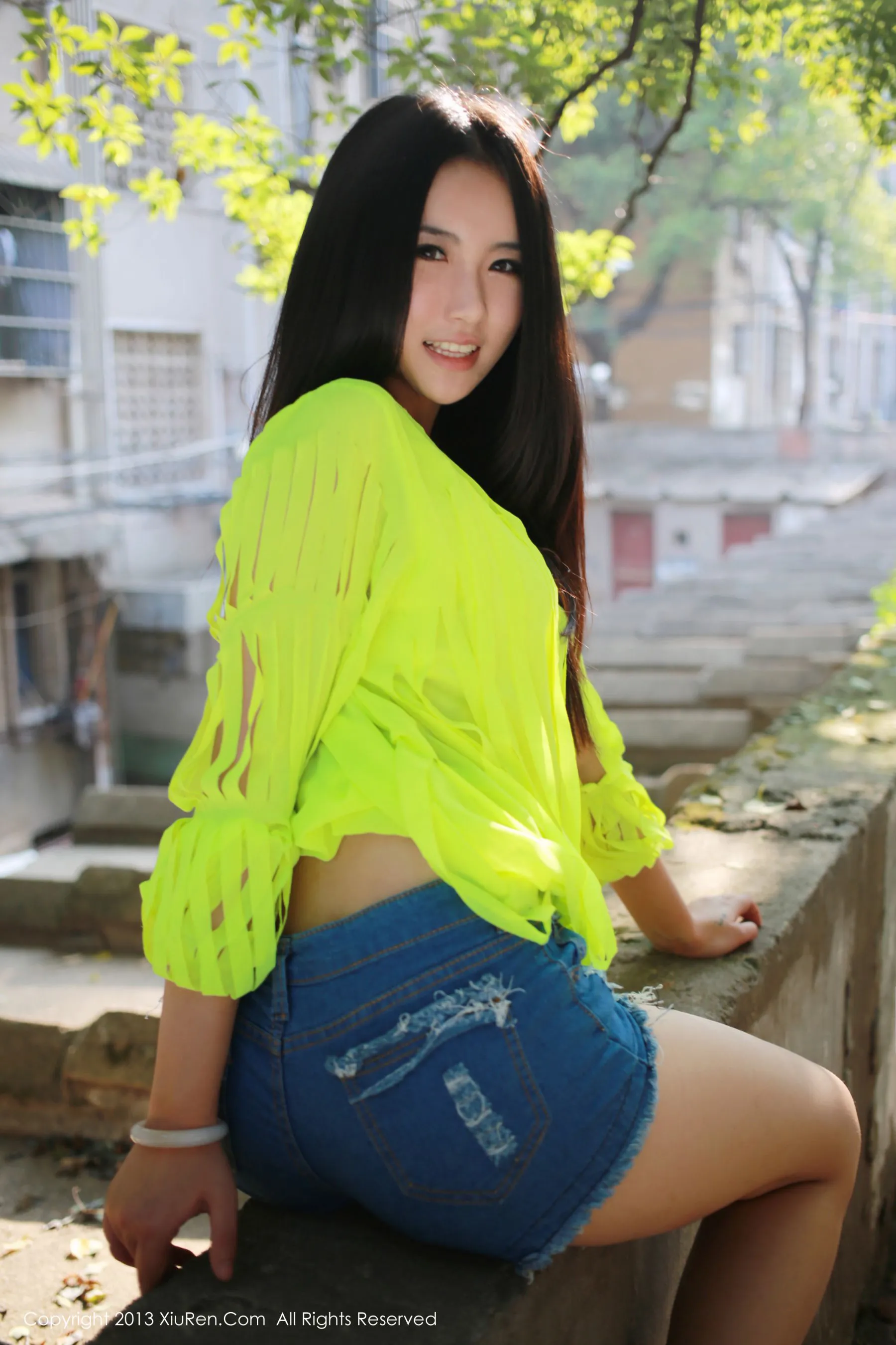 MOON嘉依 秀人网 No.017插图