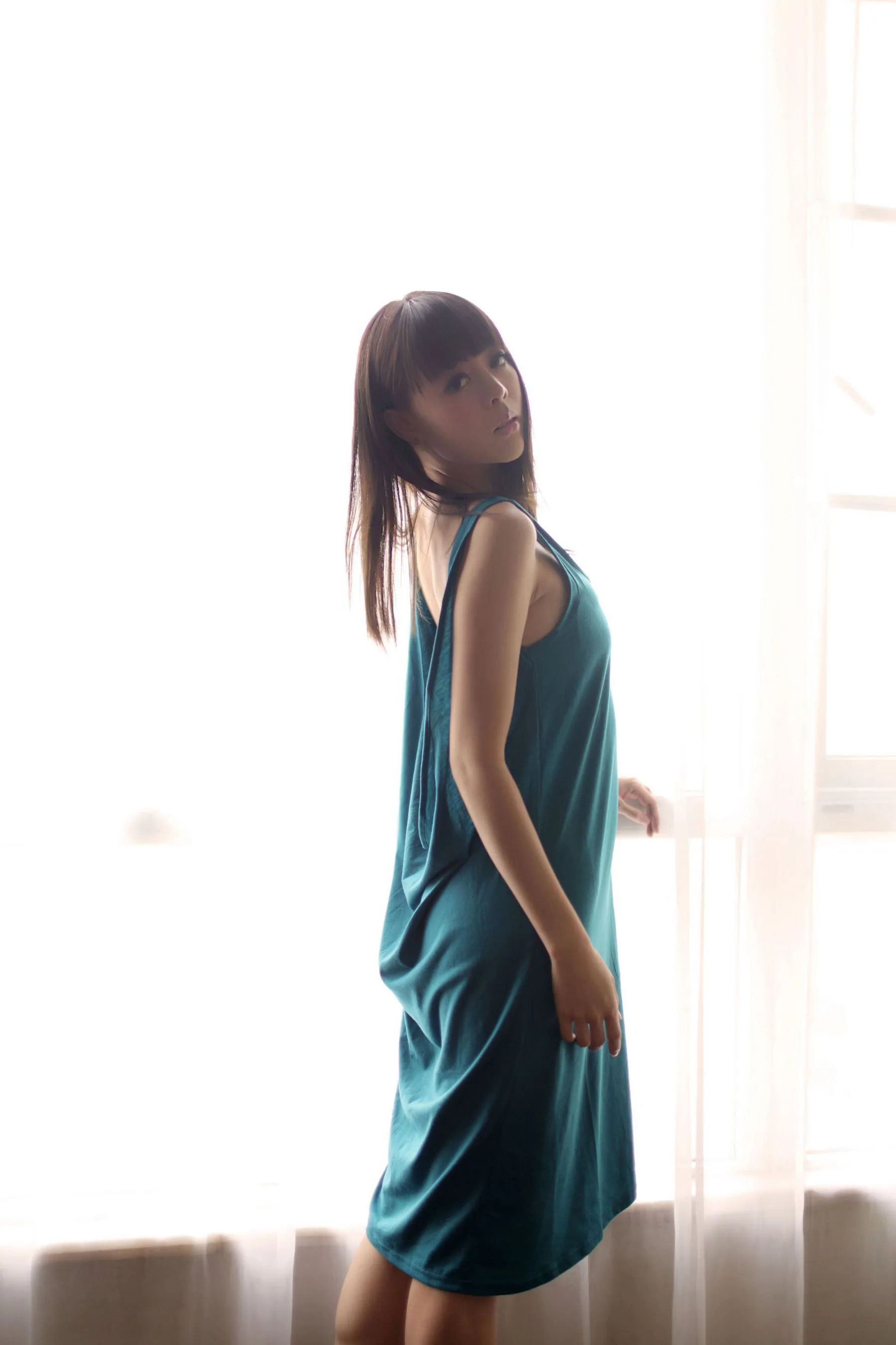 杜Viki《酒店拍摄 三套装》 秀人网 No.001插图8