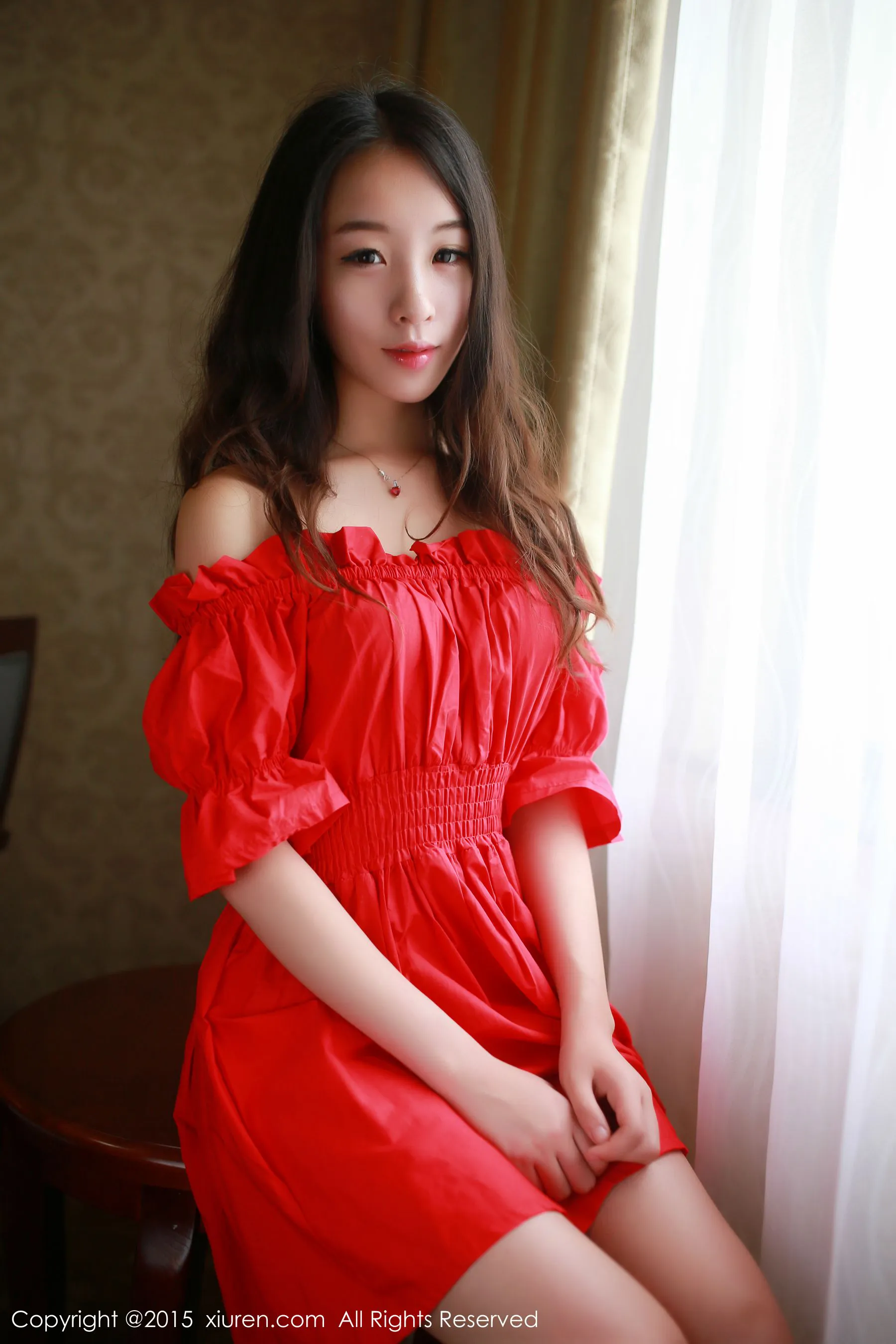 梓萱Crystal《连衣裙+热裤+网袜制服》 秀人网 No.347插图4