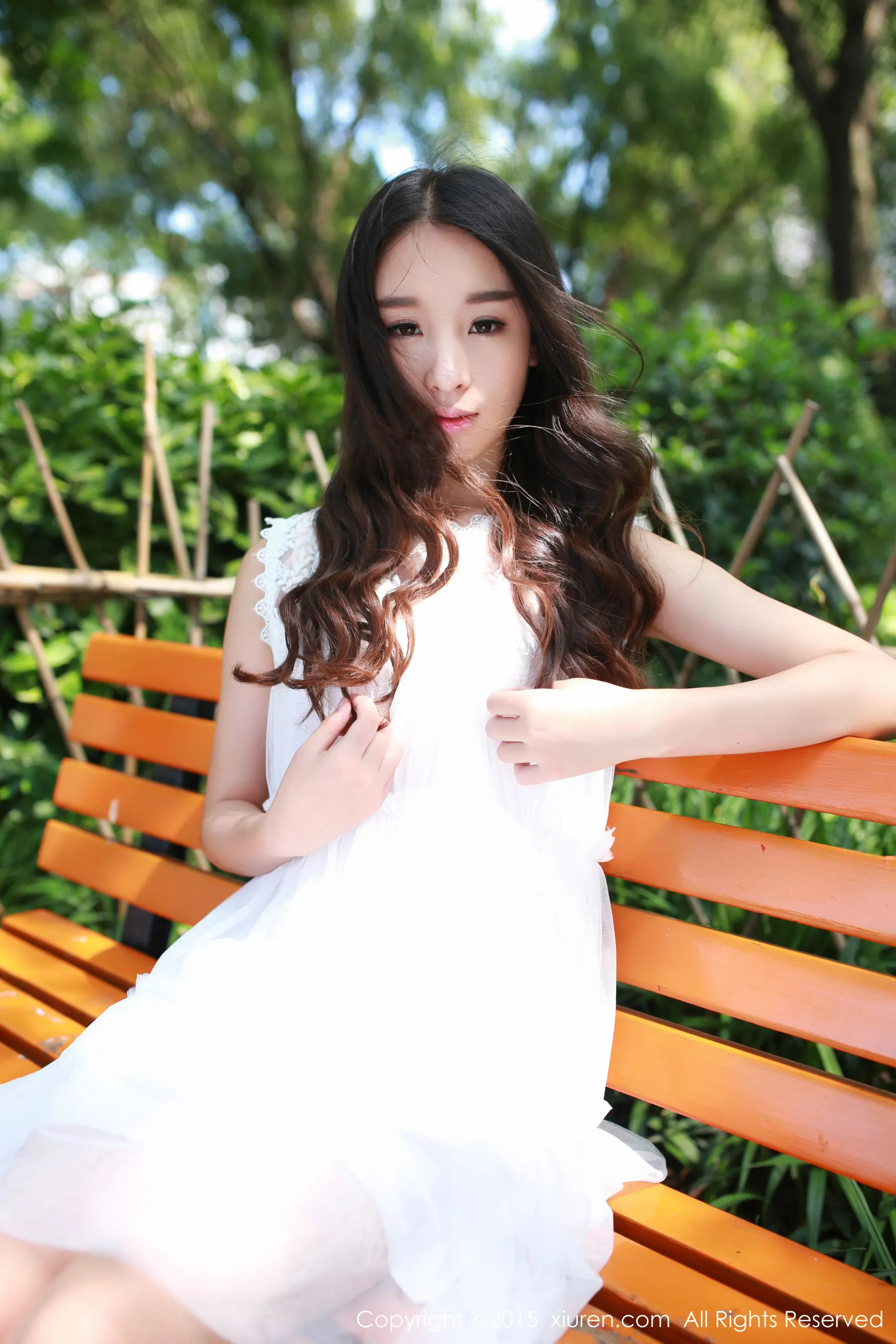 梓萱Crystal《小清新外拍~ 野外露出》 秀人网 No.371插图5