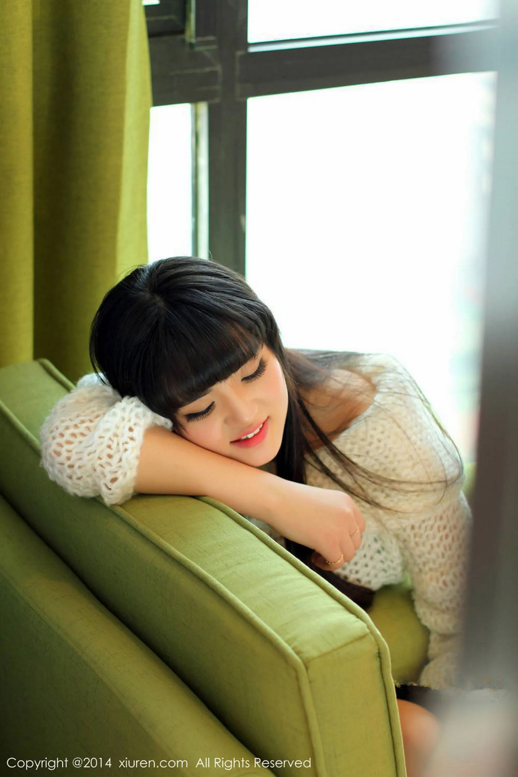 旭儿 &F cup妹子 秀人网 No.261插图