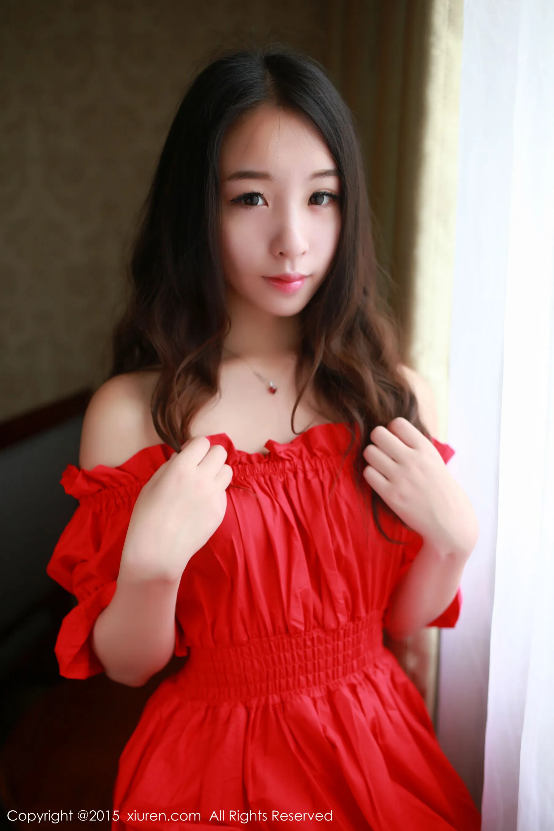 梓萱Crystal《连衣裙+热裤+网袜制服》 秀人网 No.347插图7