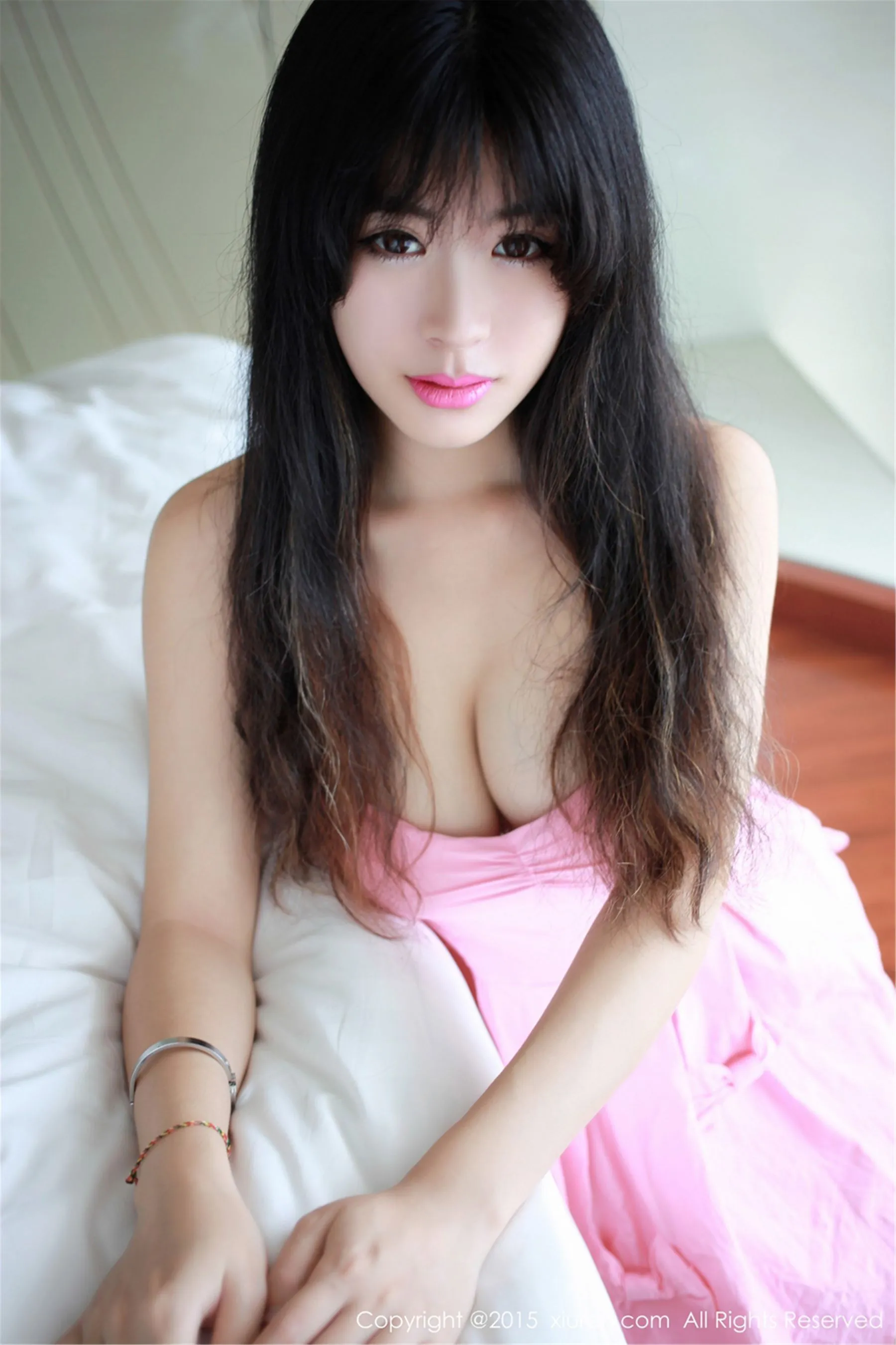 刘雪妮Verna《旅拍图片合辑》 秀人网 No.277插图1