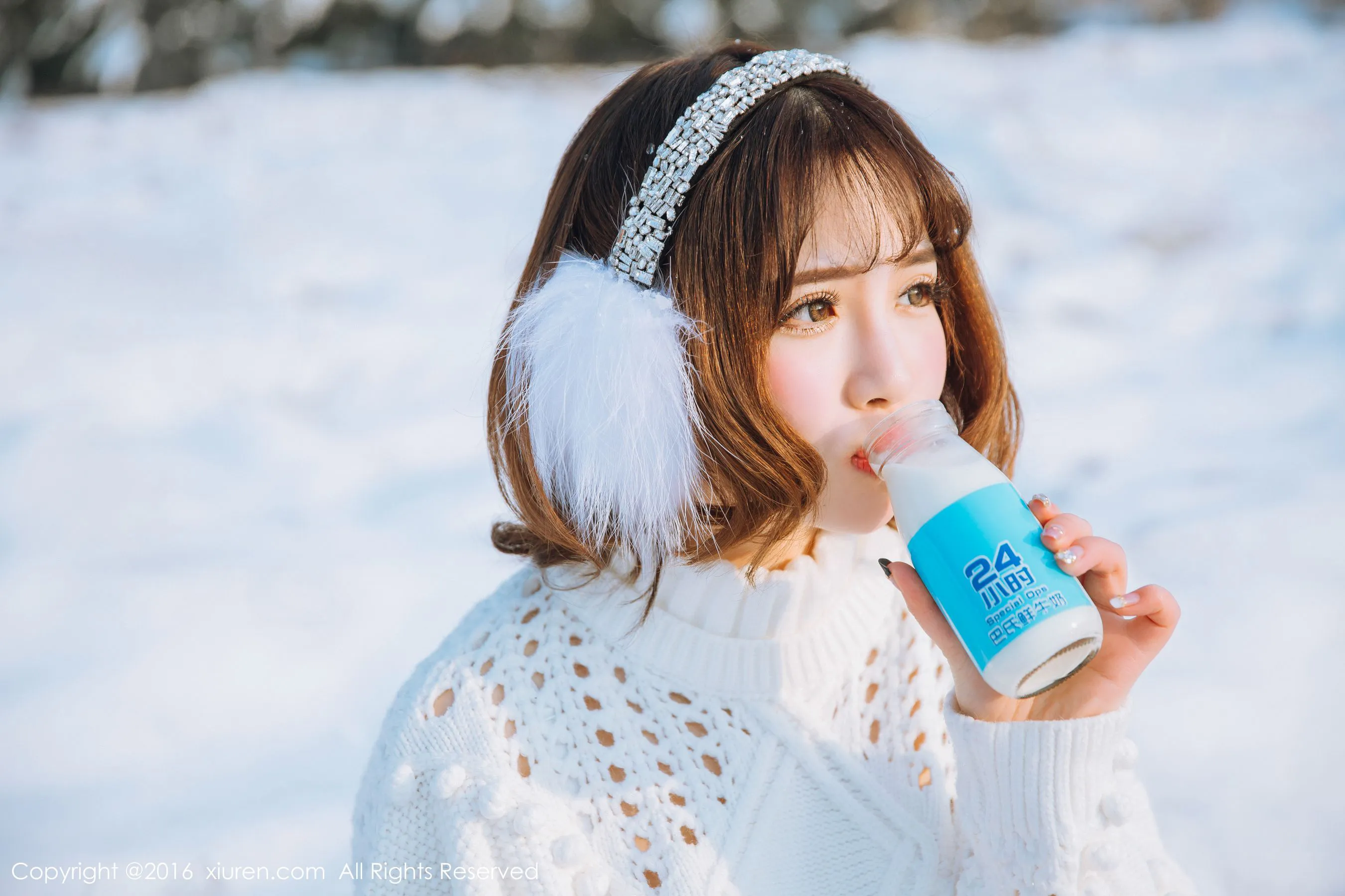 徐cake《新春雪景套图》 秀人网 No.484插图6