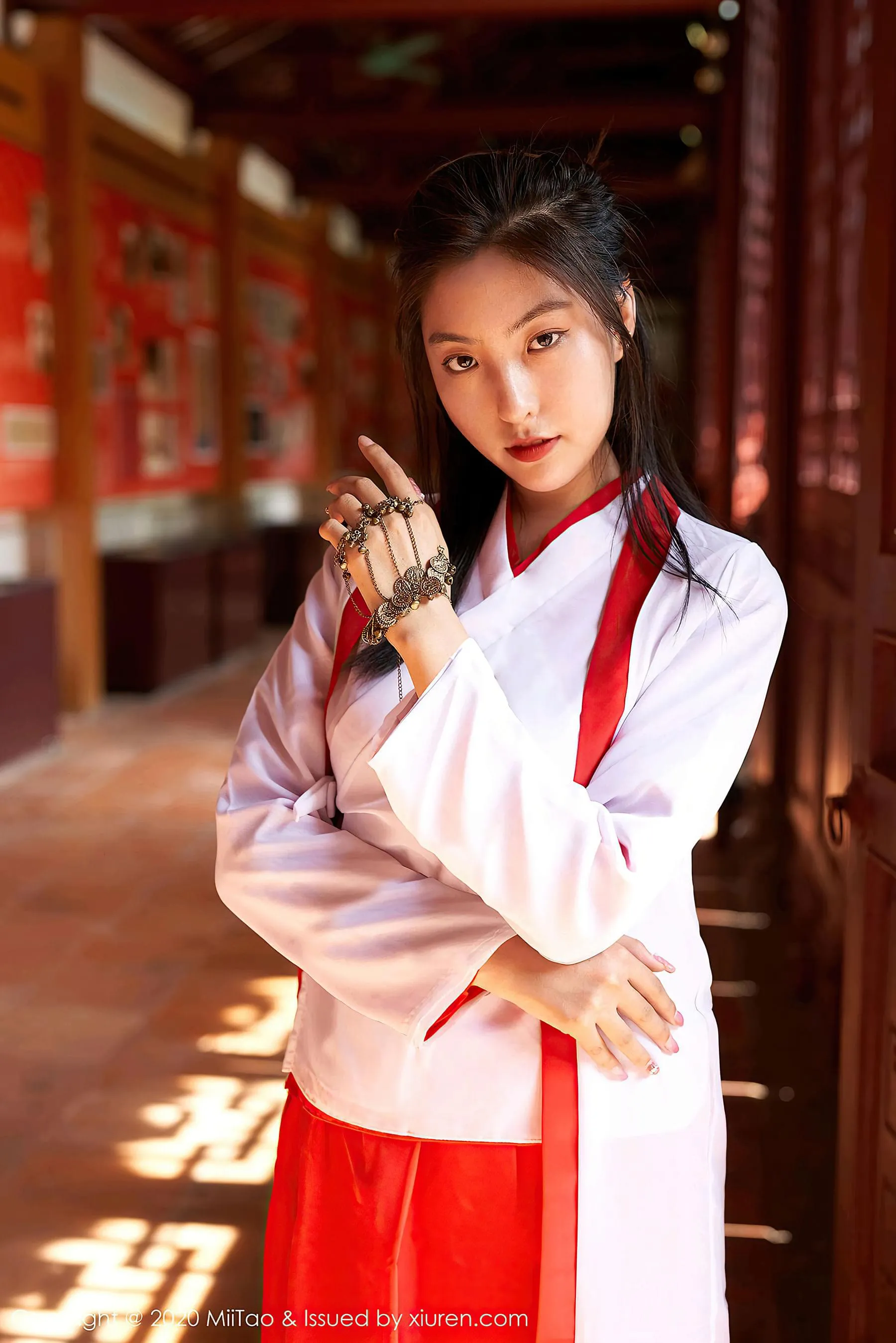 蜜桃社 VOL.142 茵茵简|图集秀