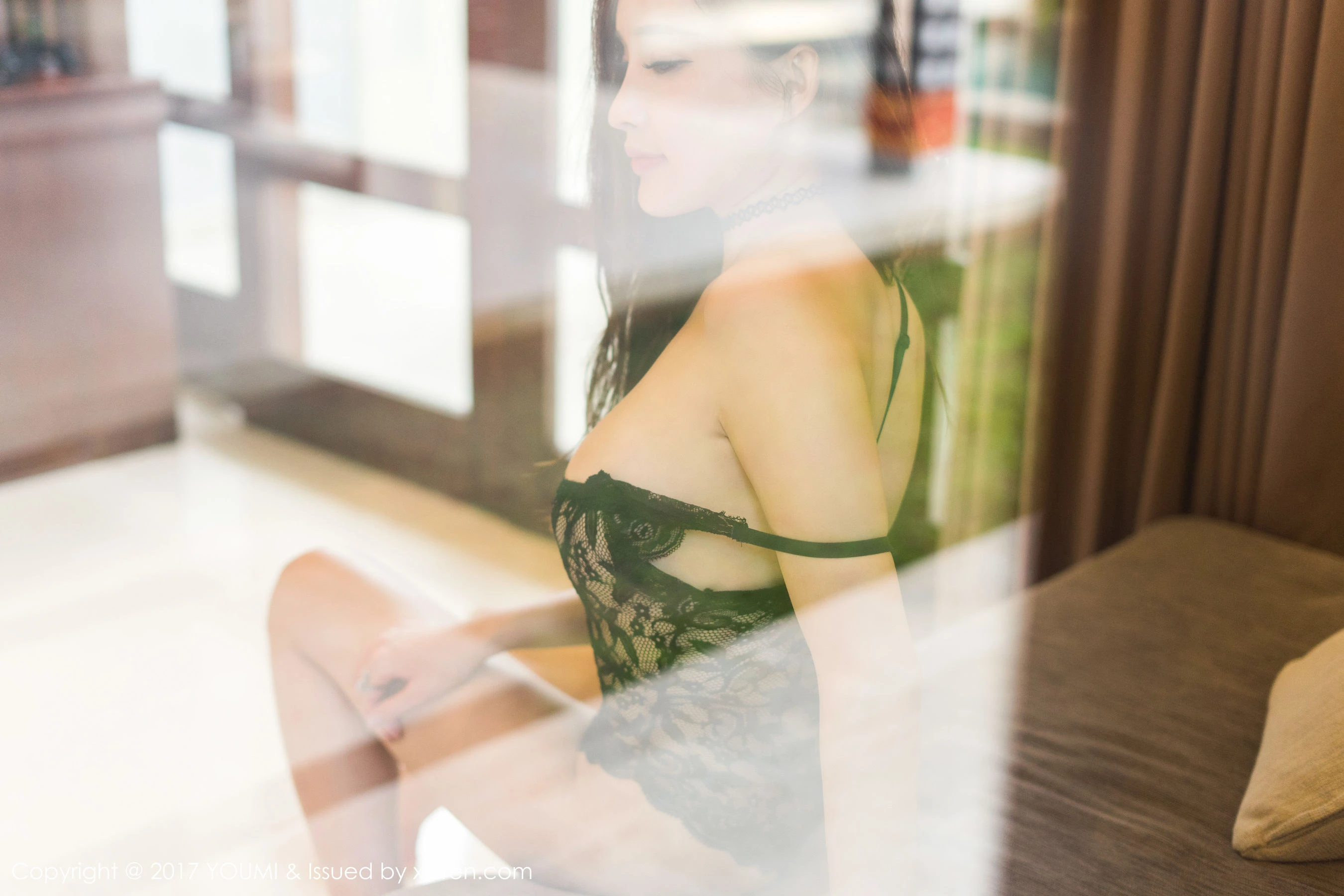 土肥圆矮挫穷《透视蕾丝+情趣内衣~》 尤蜜荟YouMi Vol.043插图1