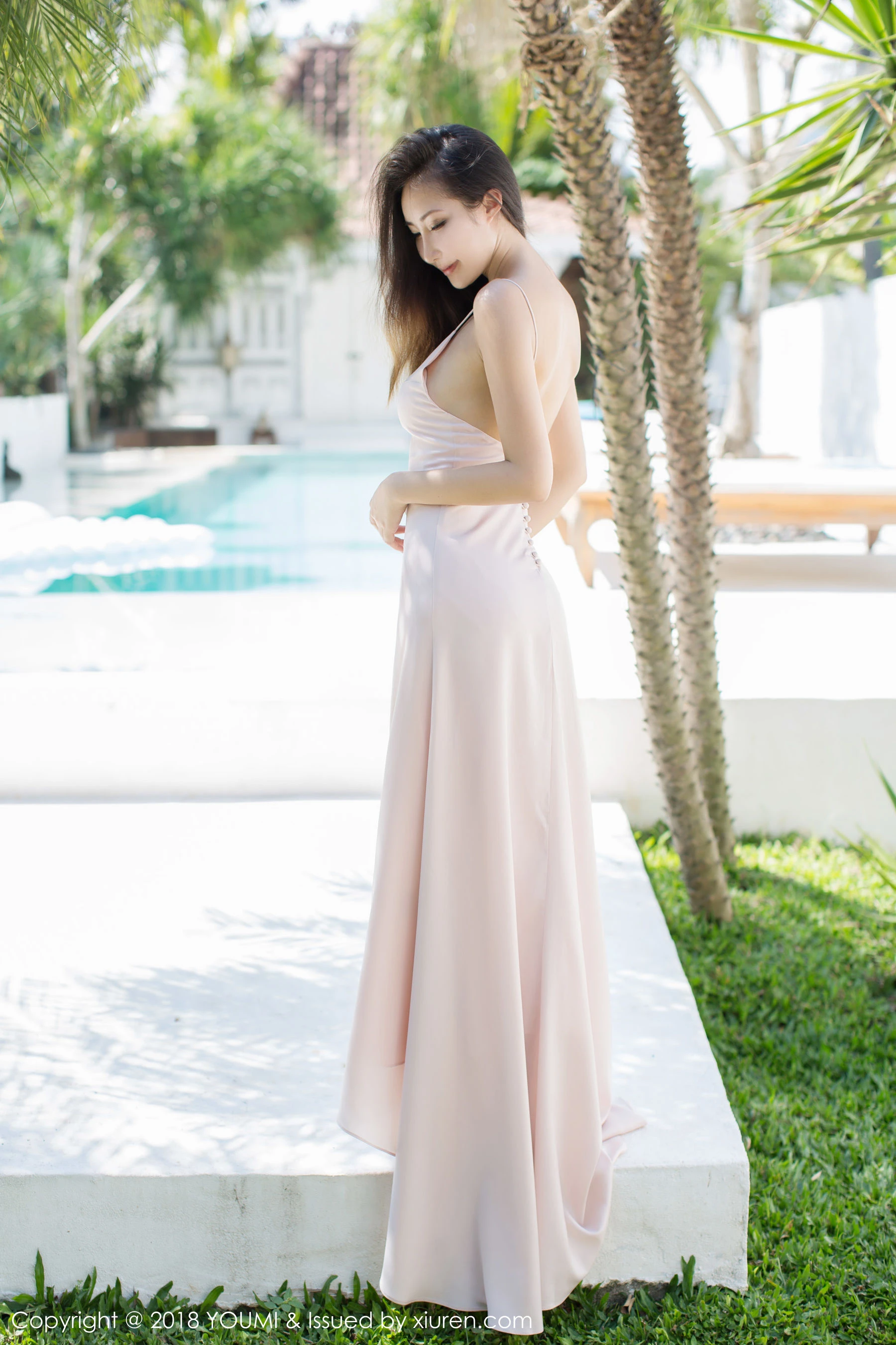 Yumi-尤美《优雅长裙+比基尼》 尤蜜荟YouMi Vol.156插图5