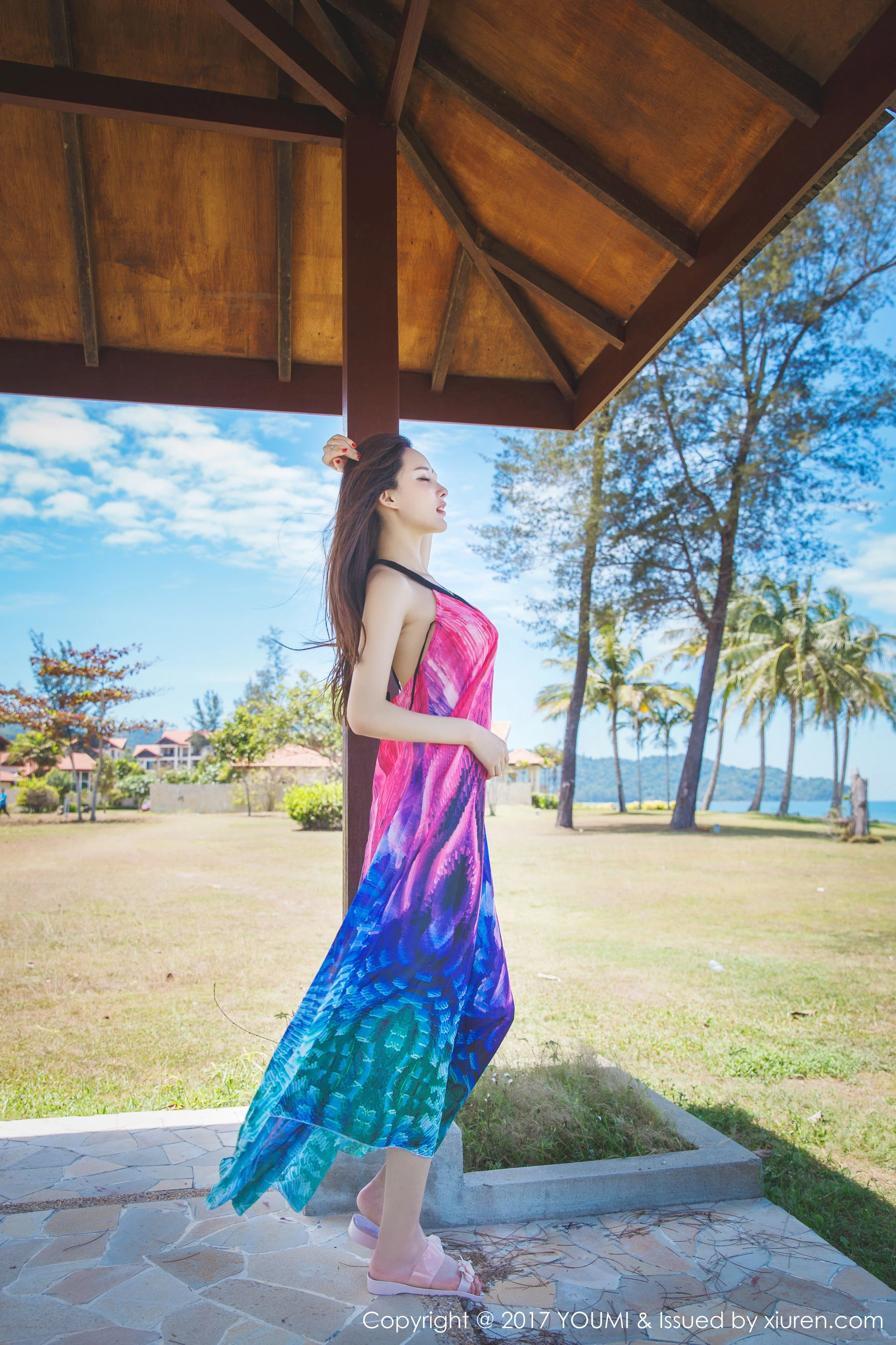 土肥圆矮挫穷《沙滩比基尼+韵味长裙》 尤蜜荟YouMi Vol.029插图6