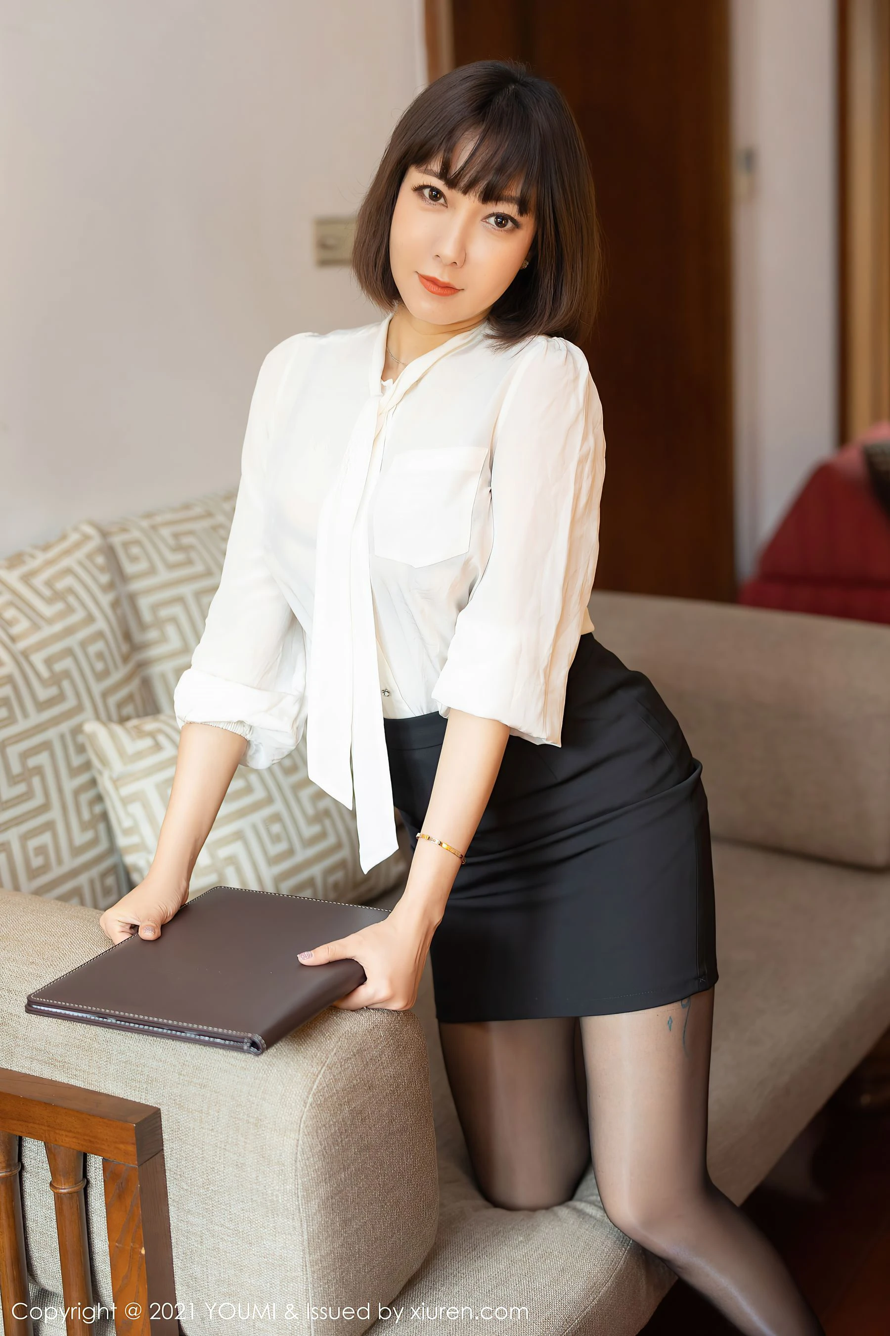 尤蜜荟YouMi Vol.662 果儿Victoria插图4