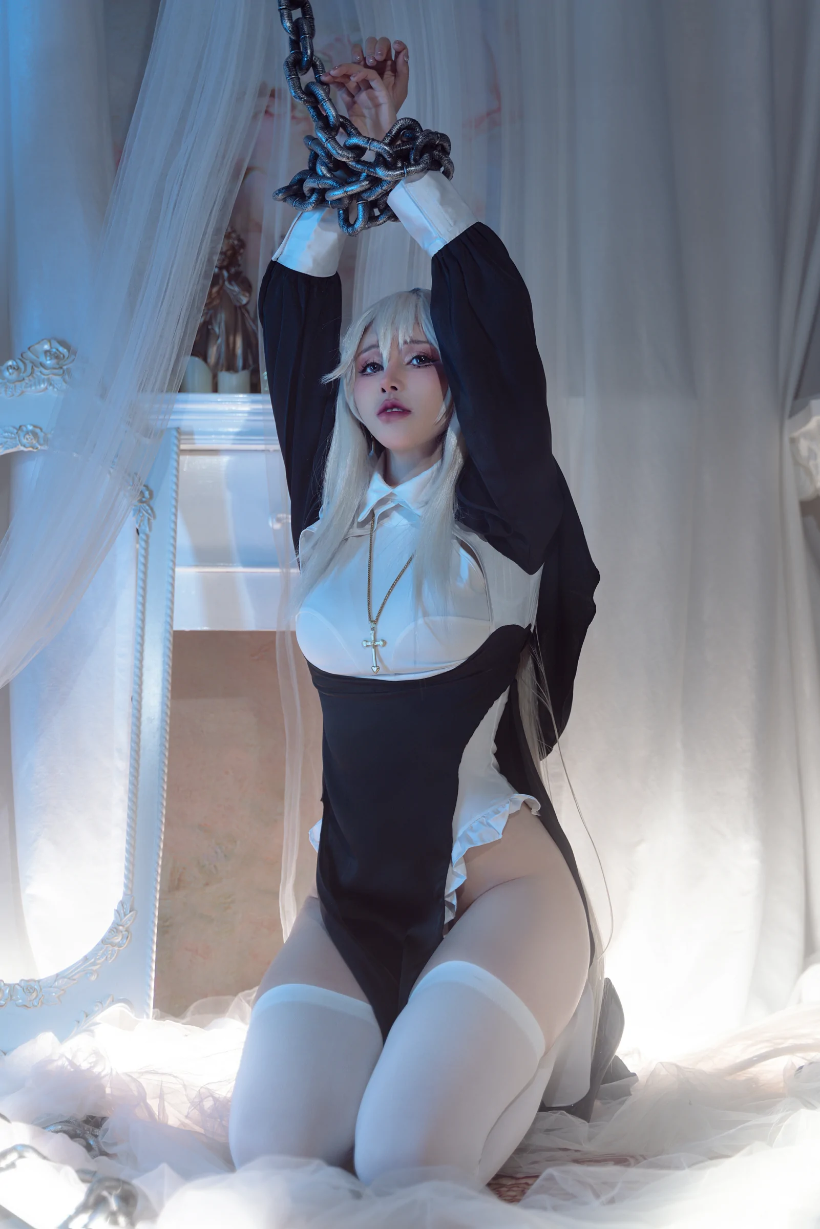 鹿八岁baby – 堕落修女 [61P]插图