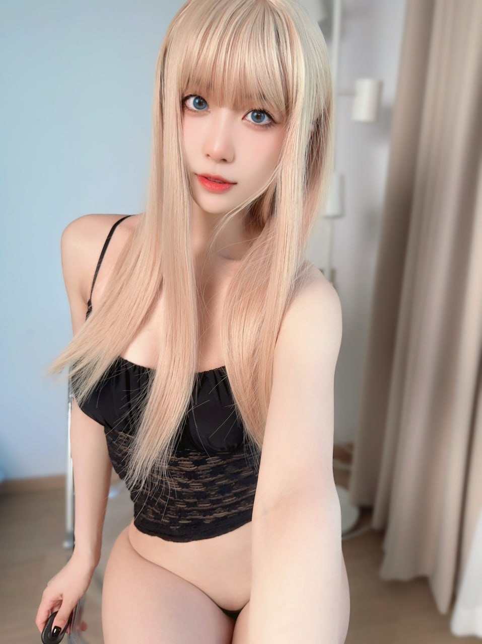 布丁大法 – 黑色吊带 [27P]插图1