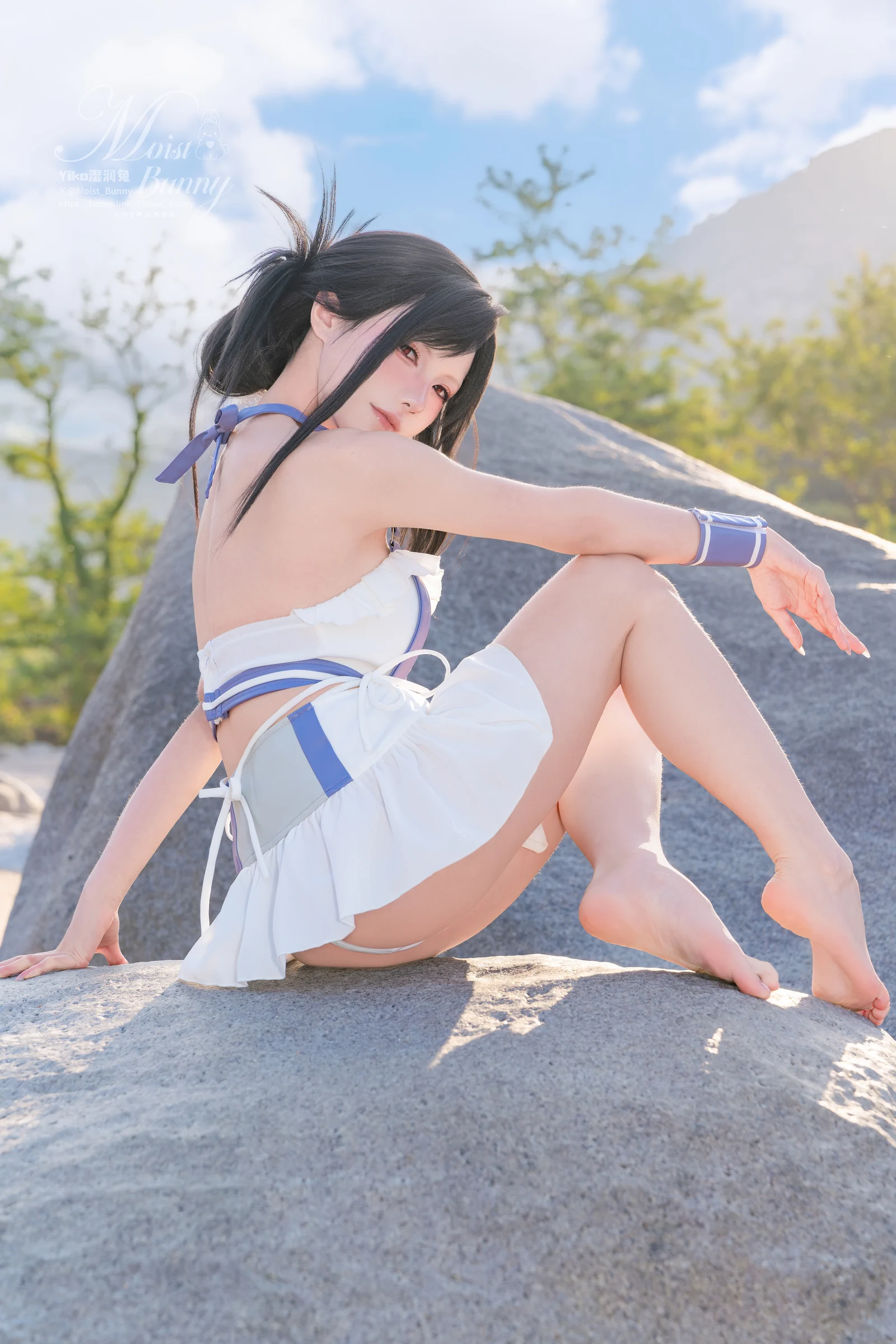 咬一口兔娘(黏黏团子兔) - 海边假日 蒂法 [80P]|图集秀