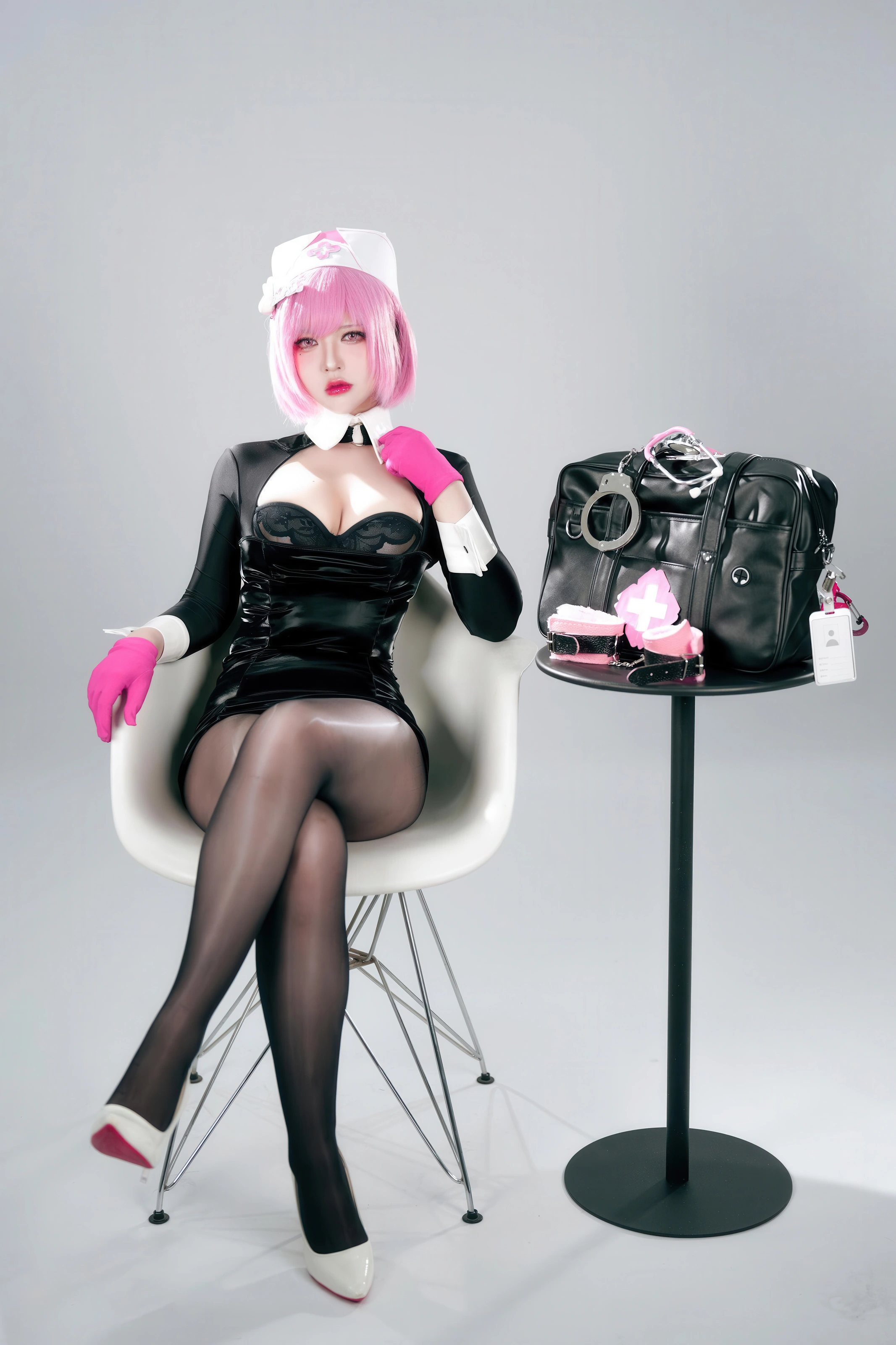 半半子 – 王医生 [56P]插图5