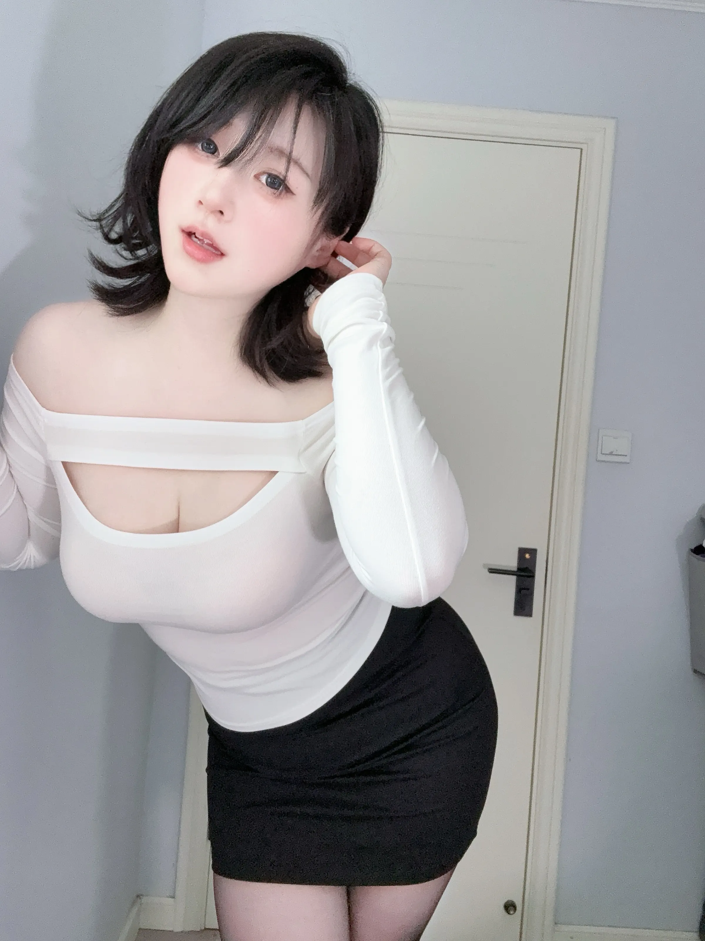 Zyra秋 – 妈妈的裙子 [47P]插图6