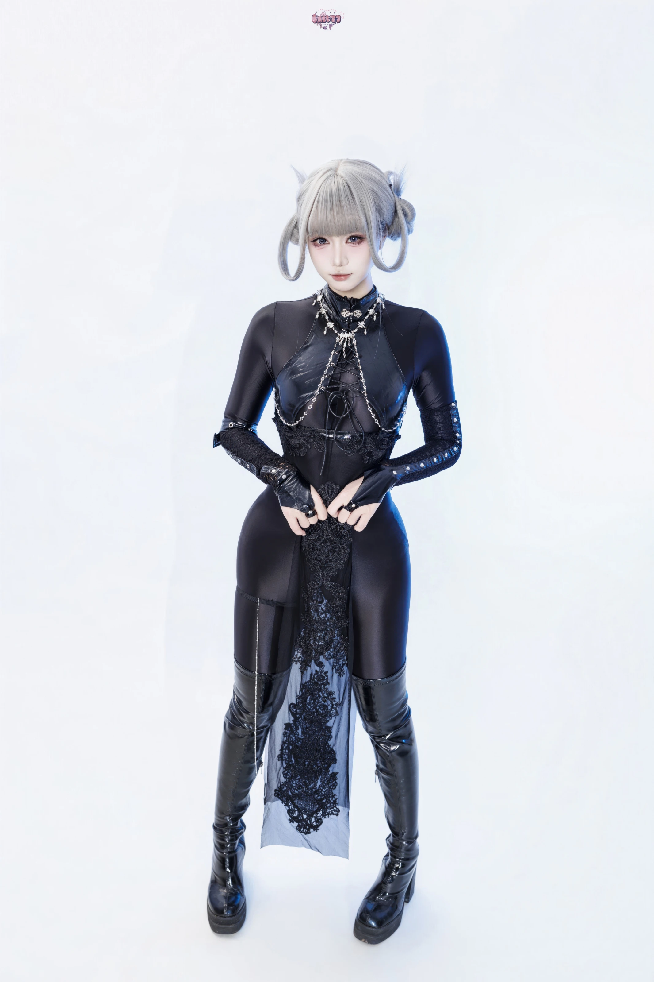 柒柒要乖哦 – 黑靡烟旗袍 [108P]插图3