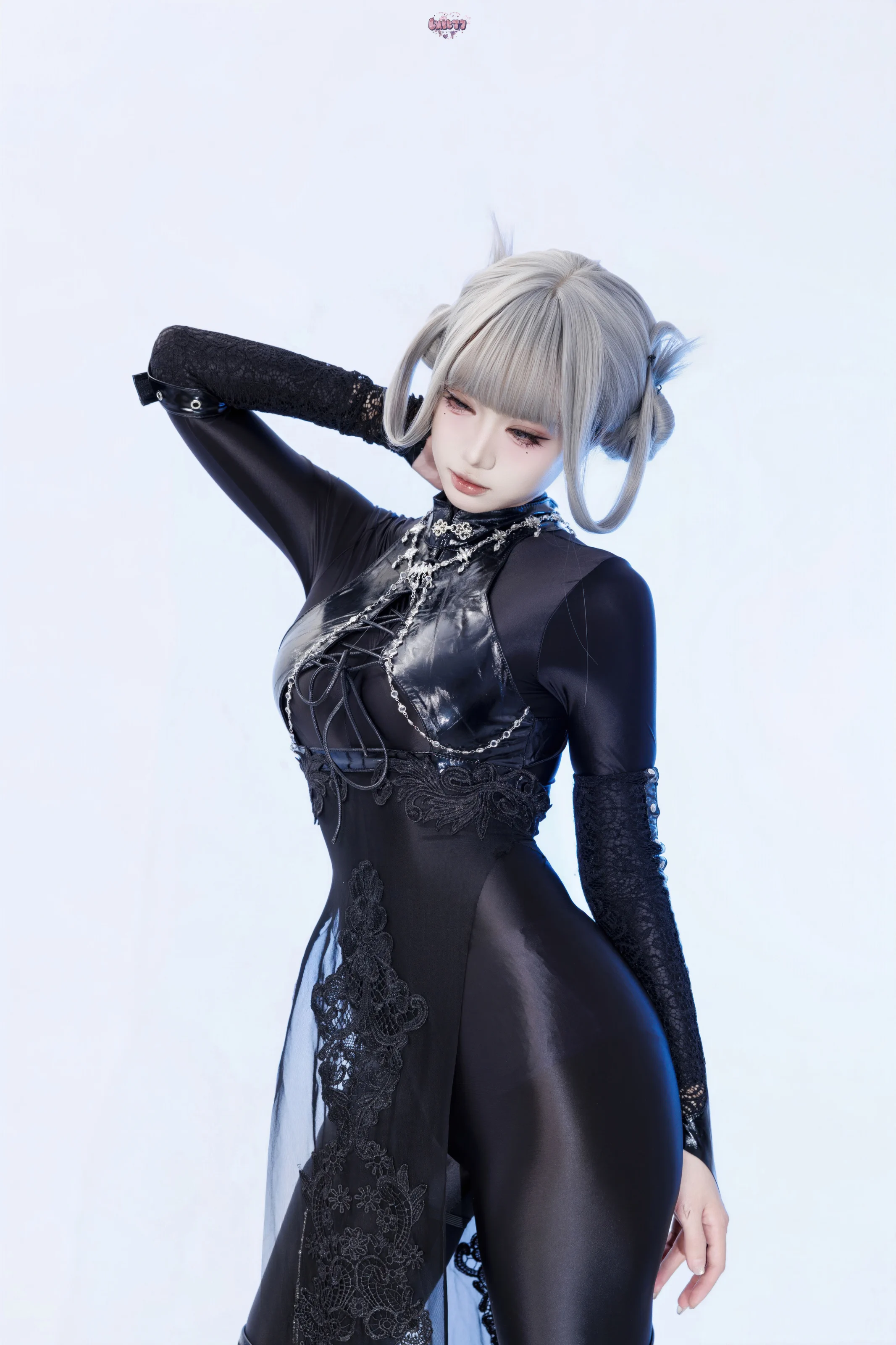 柒柒要乖哦 – 黑靡烟旗袍 [108P]插图6