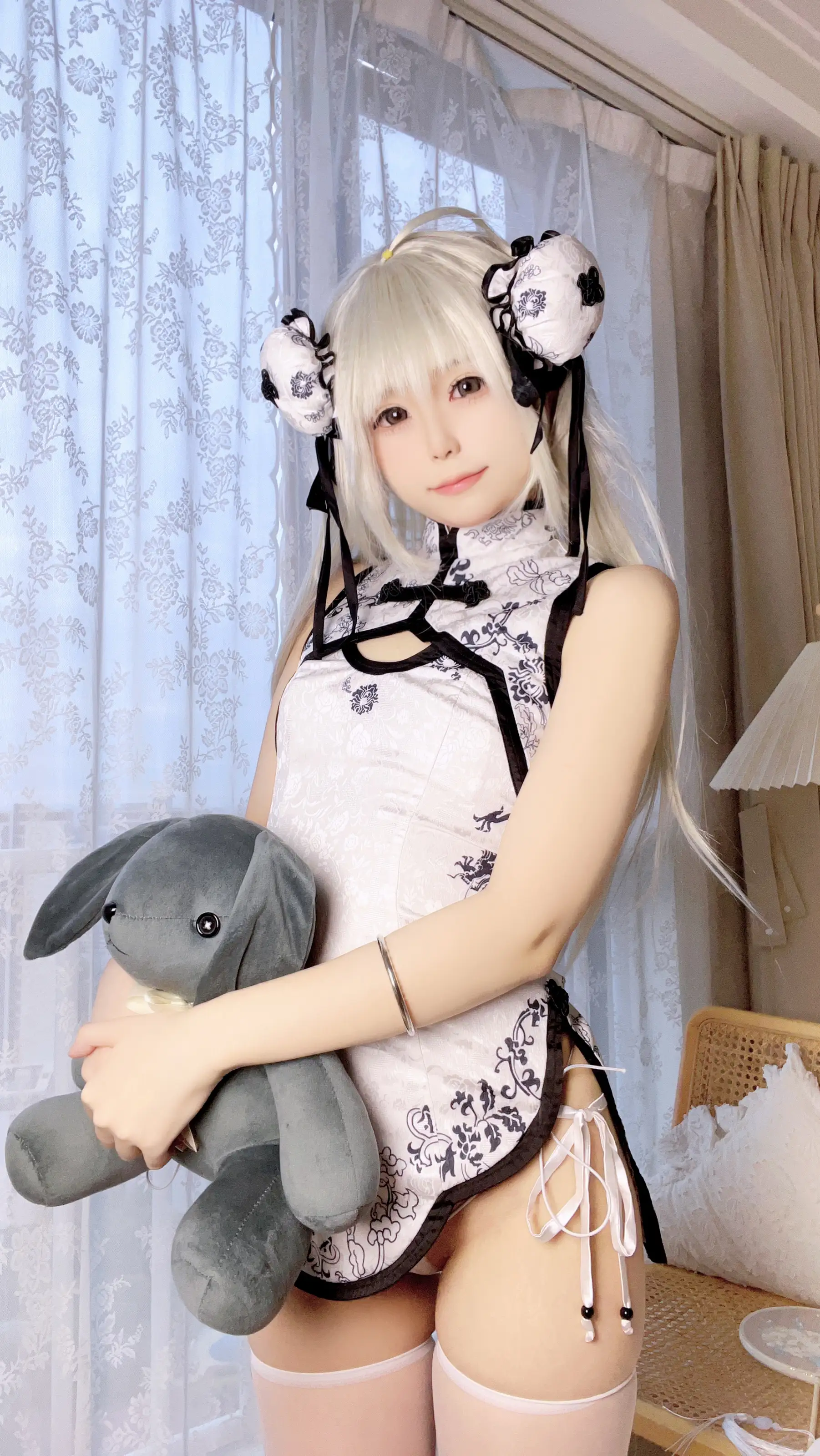 Quan冉有点饿 – 缘之空 穹妹旗袍自拍 [27P]插图1