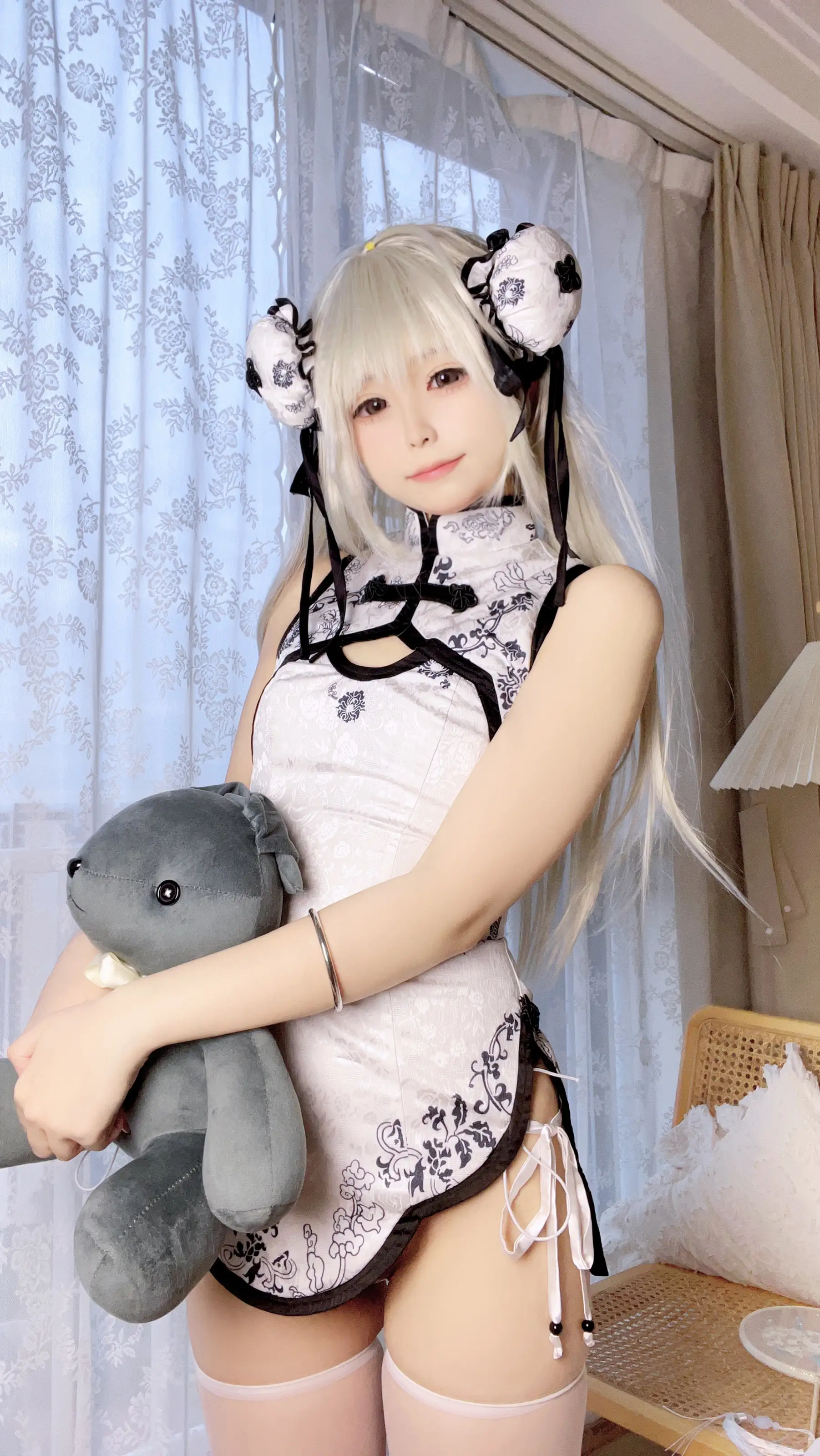 Quan冉有点饿 – 缘之空 穹妹旗袍自拍 [27P]插图2