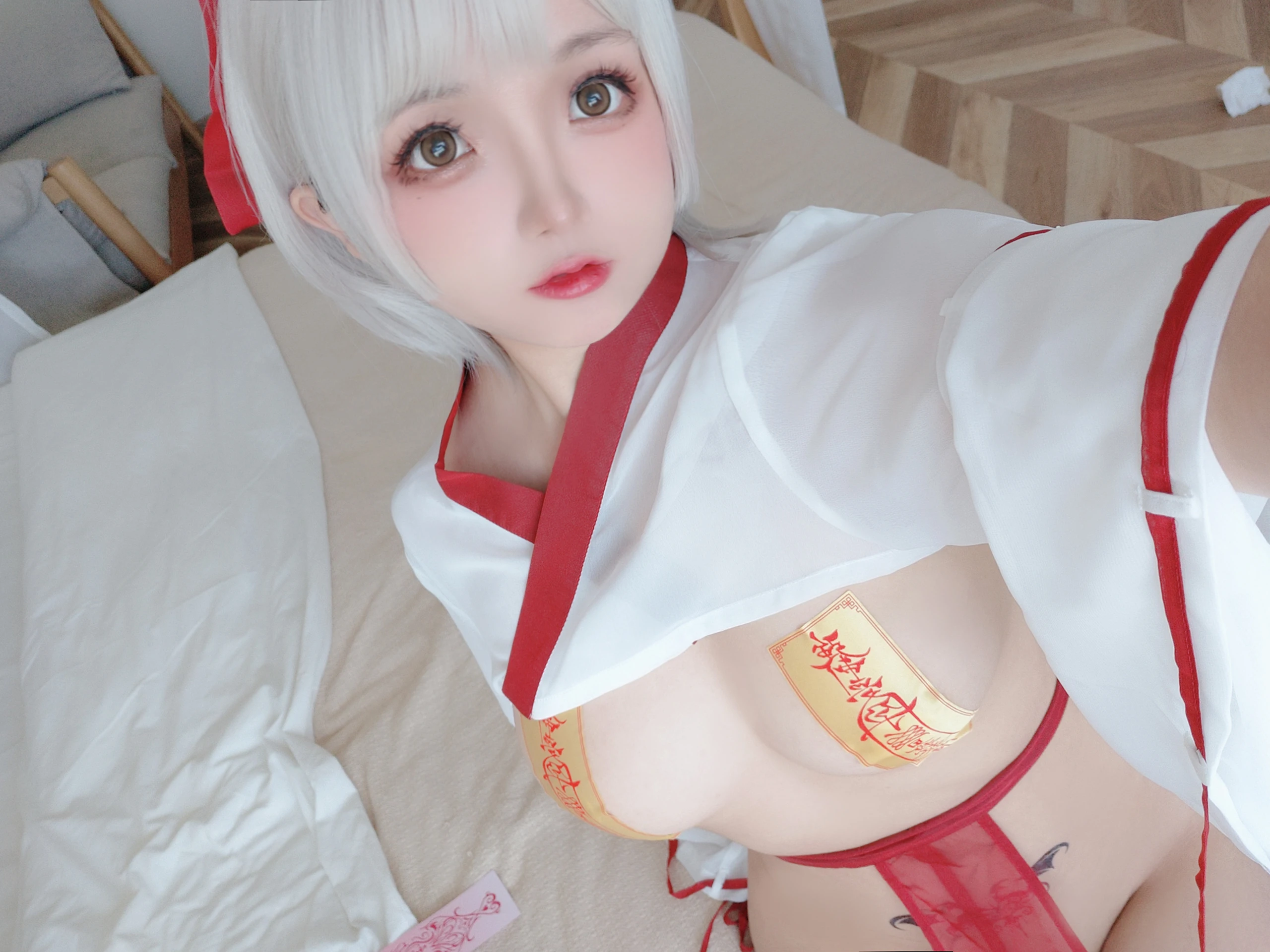 日奈娇 – 巫女自拍 [41P]插图1