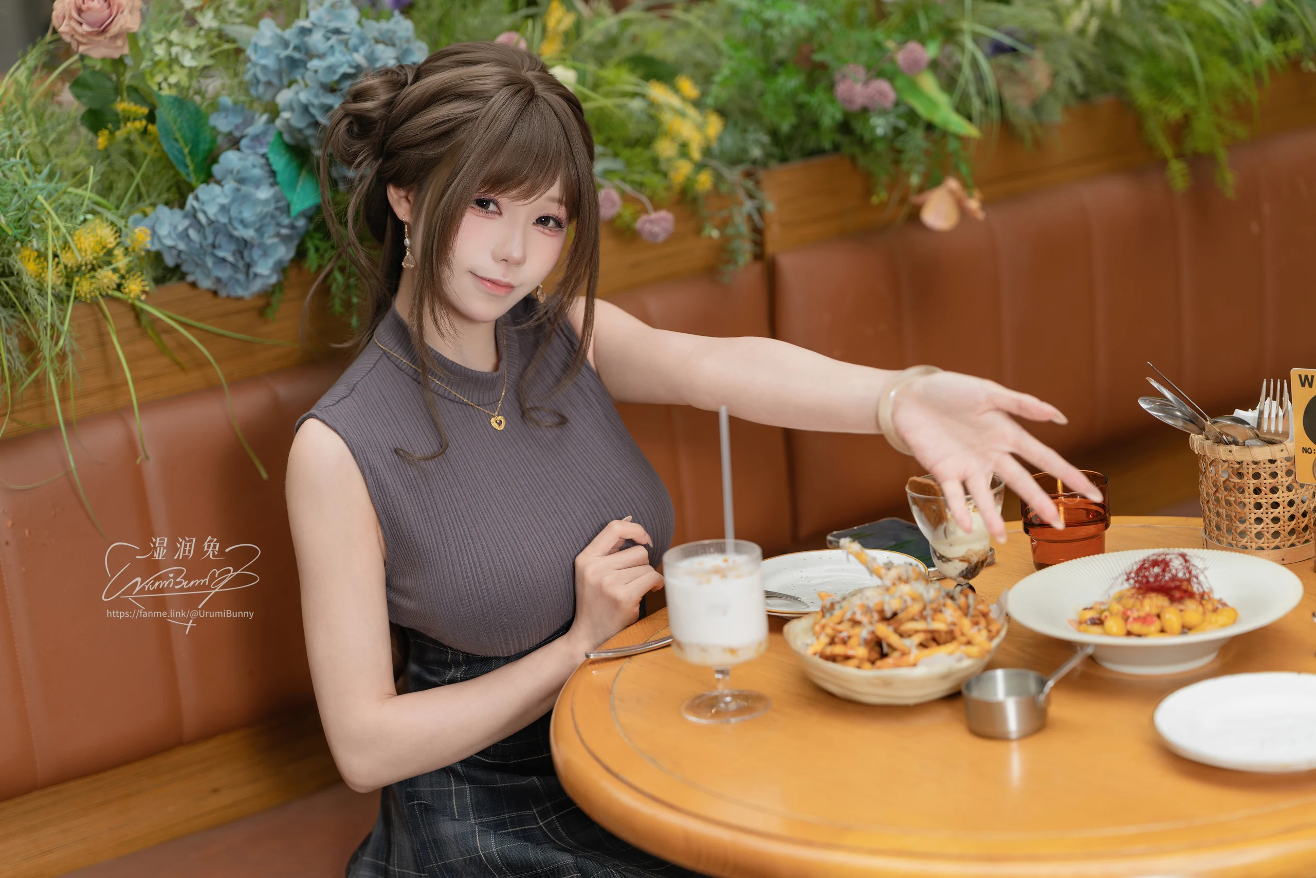 咬一口兔娘(黏黏团子兔) – 5月作品 网友的一日约会 [113P]插图4
