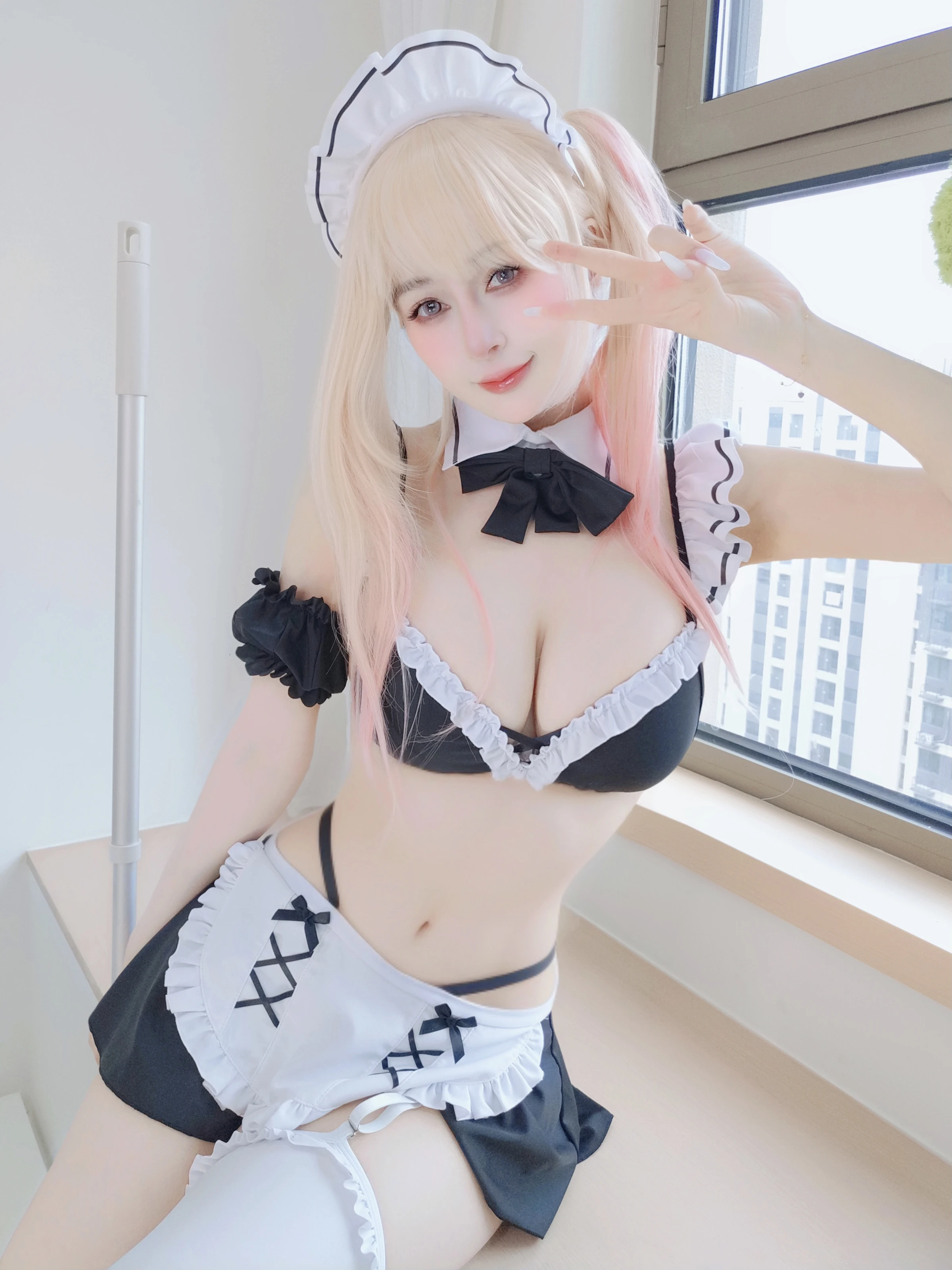 白银81 – Fantia 2025年12月会员合集(15期) [144P]插图2