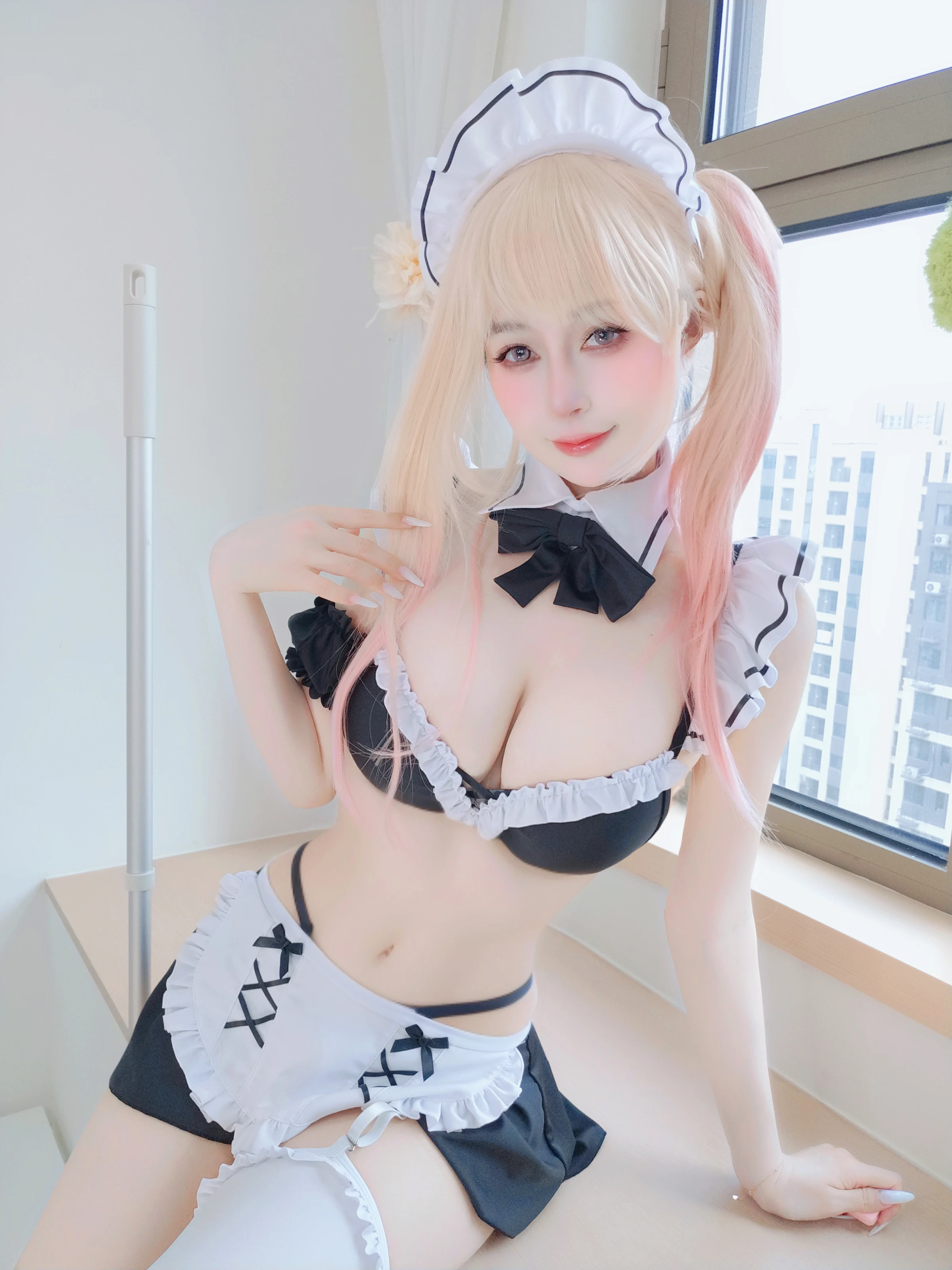 白银81 – Fantia 2025年12月会员合集(15期) [144P]插图3