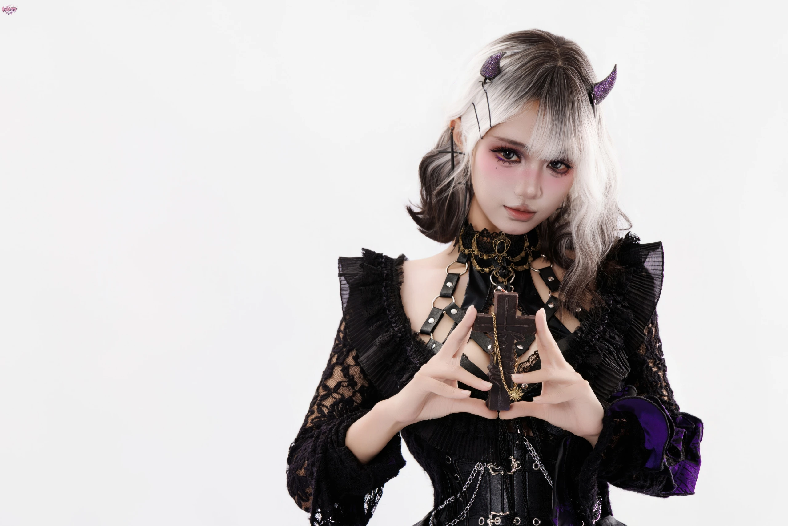 柒柒要乖哦 – 魔女盛宴 [138P]插图3