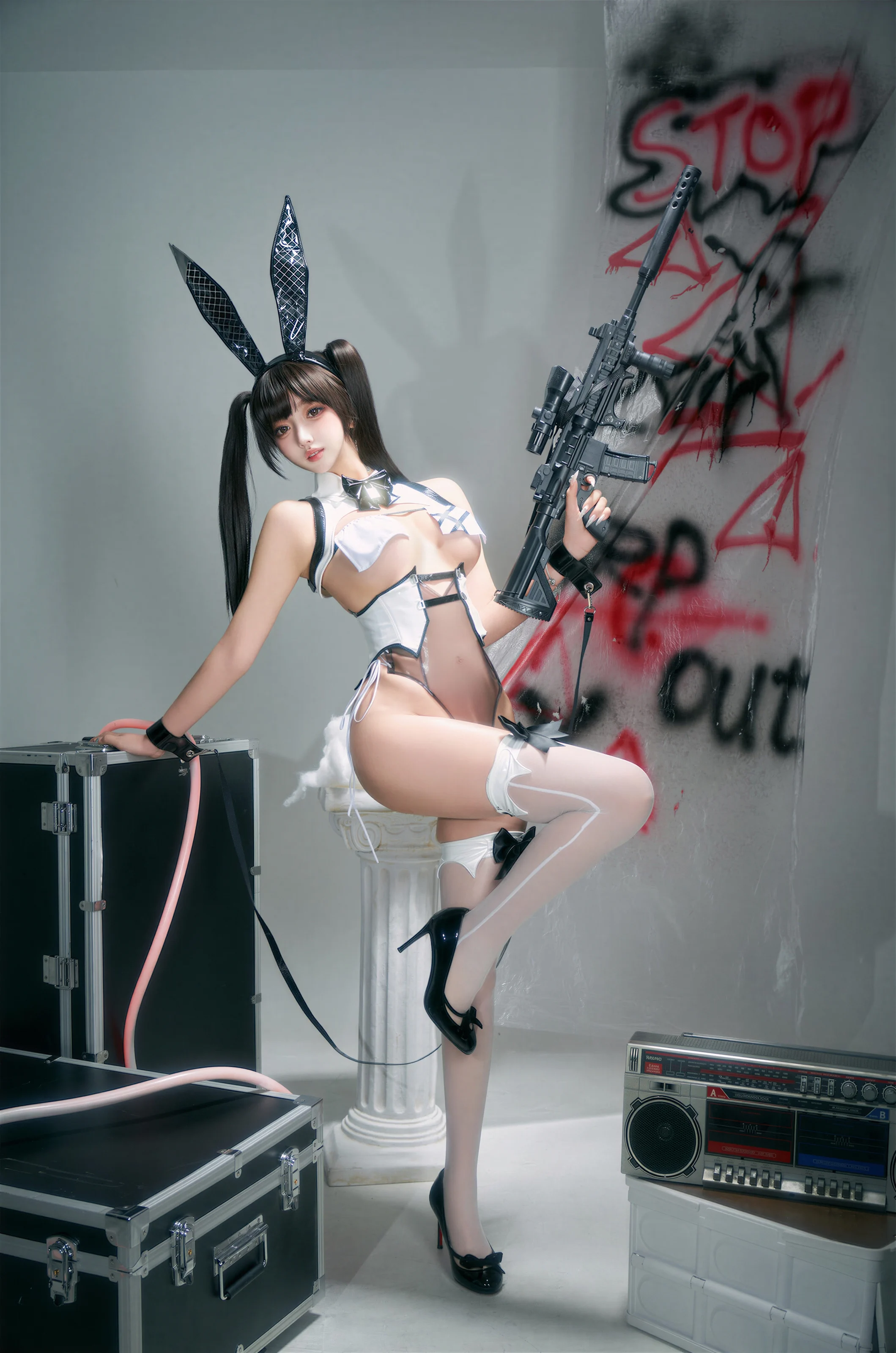 过期米线线喵 – Nikke胜利女神 贝伊闪耀兔女郎 [66P]插图4