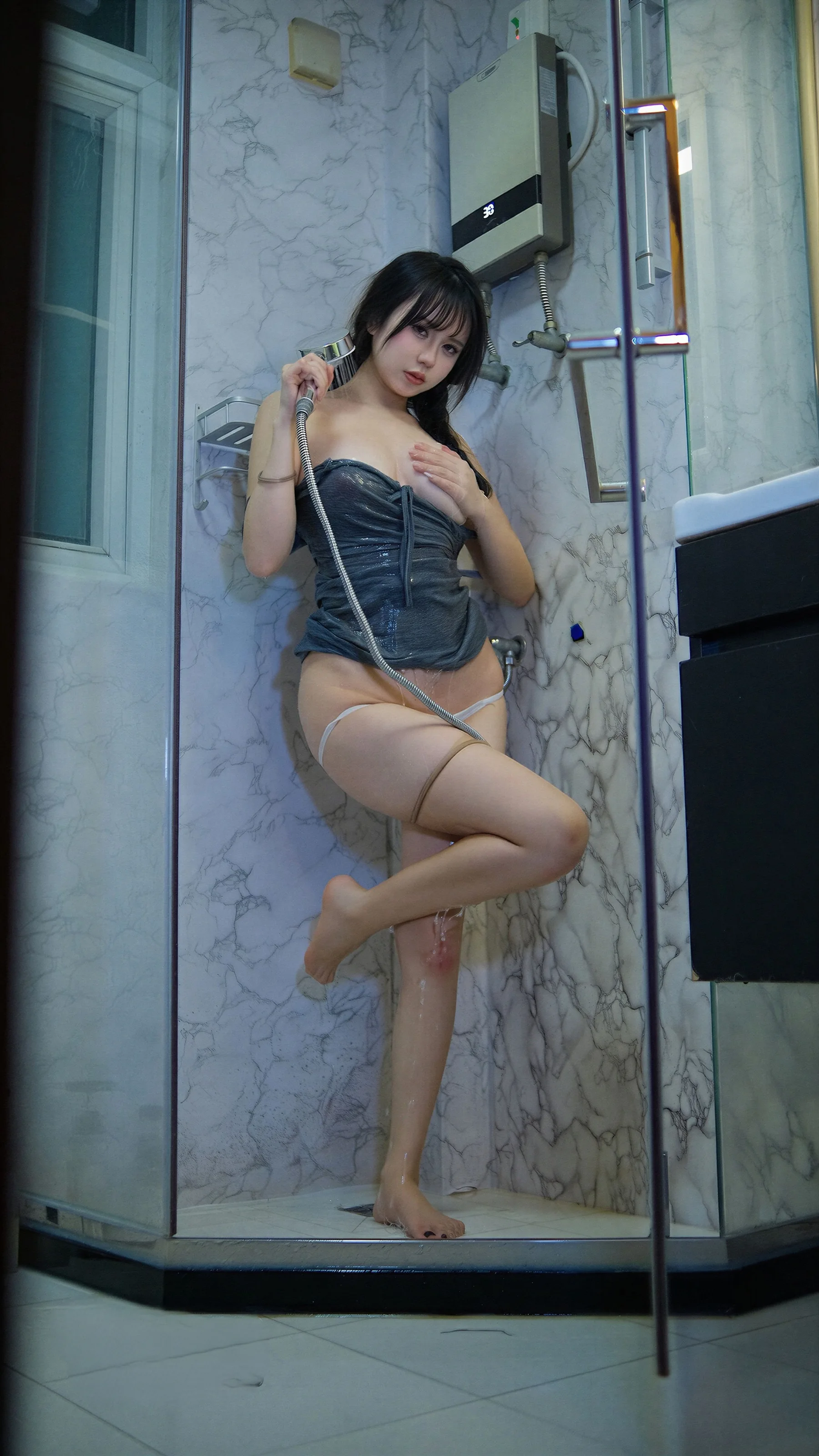 Tina很妖孽呀 - 沐浴定制视频下载 [1部 3分13秒]|图集秀