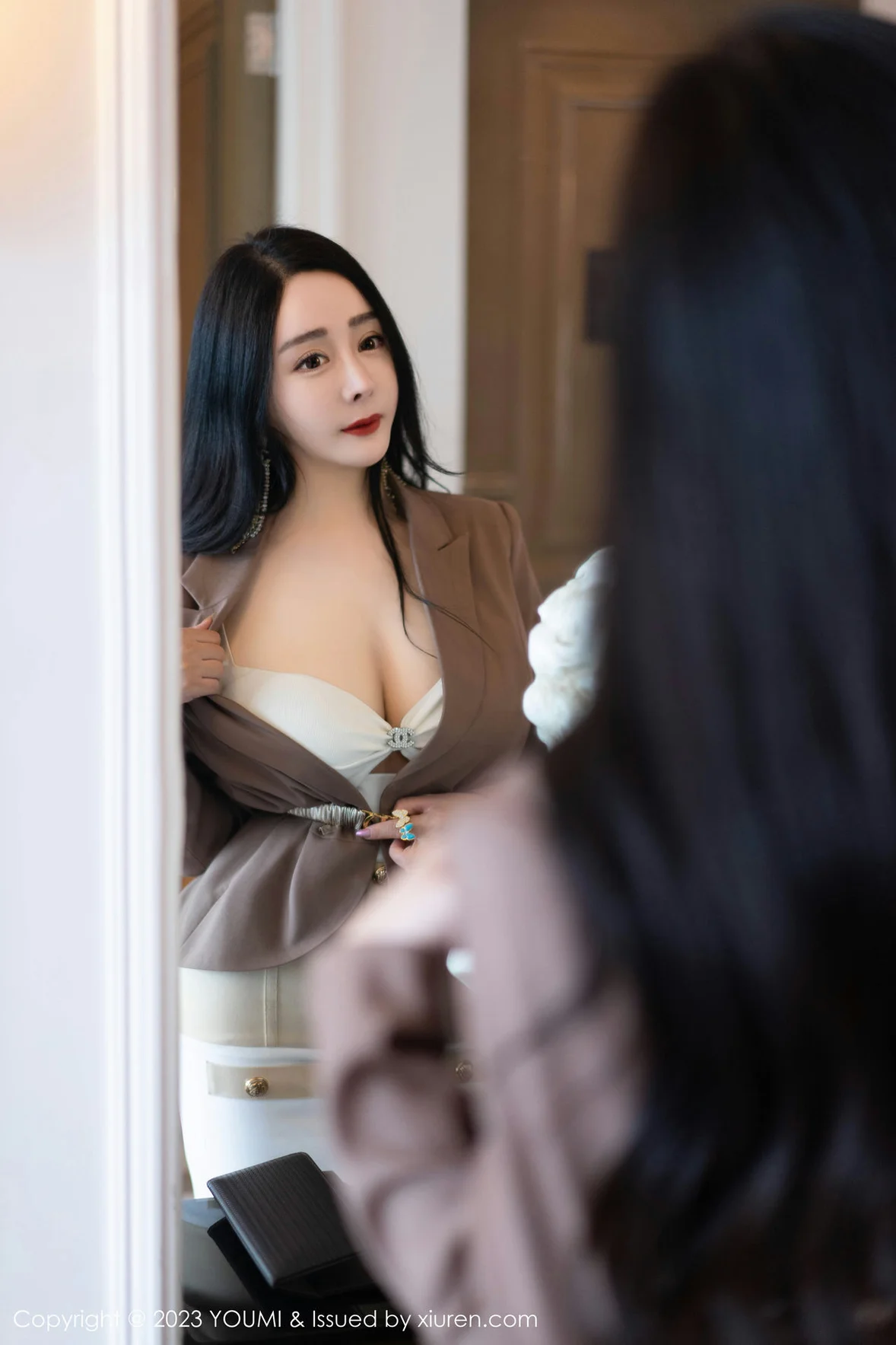 尤蜜荟 Vol.950 允爾 魅惑黑丝性感写真 [74P]插图7