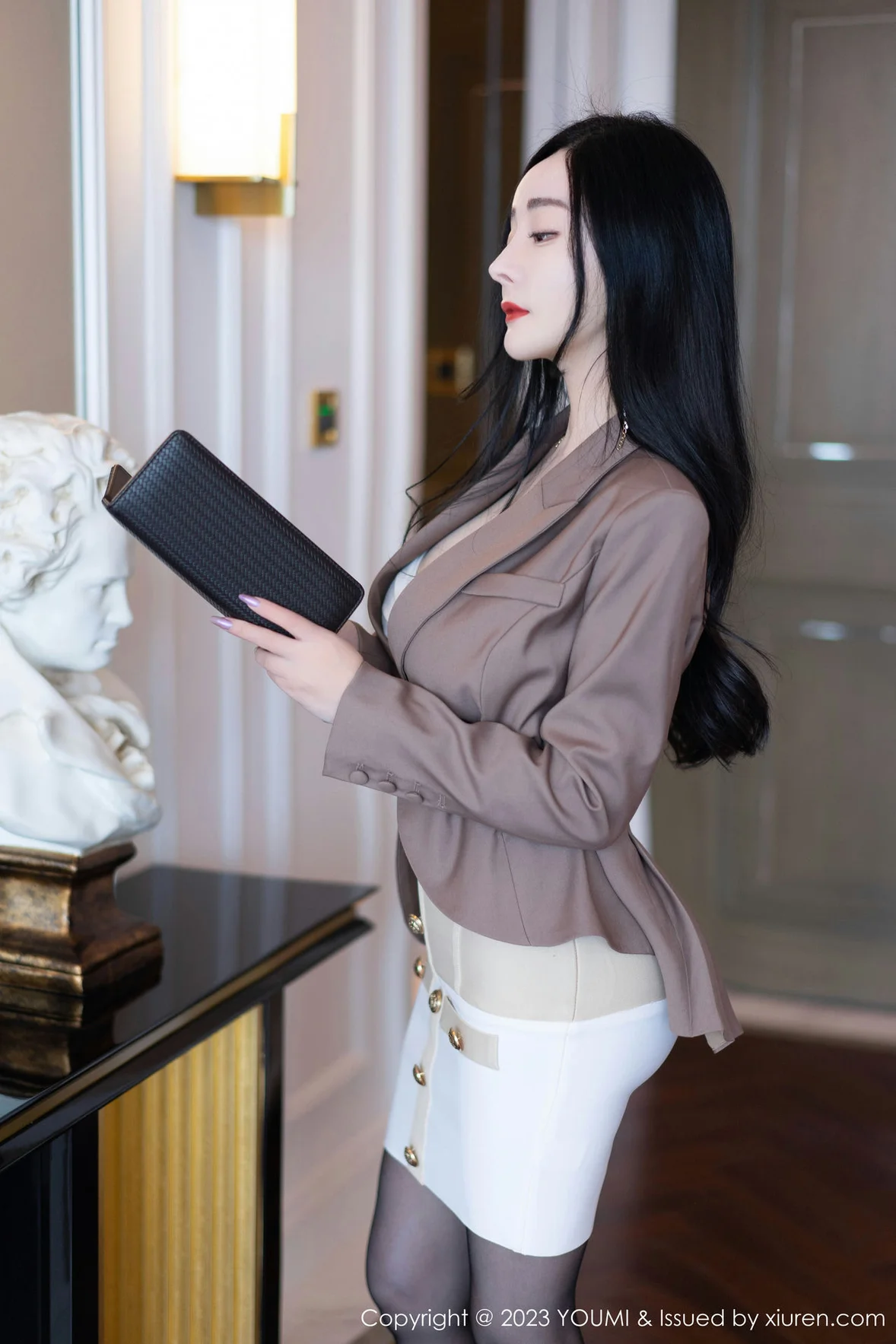 尤蜜荟 Vol.950 允爾 魅惑黑丝性感写真 [74P]插图4