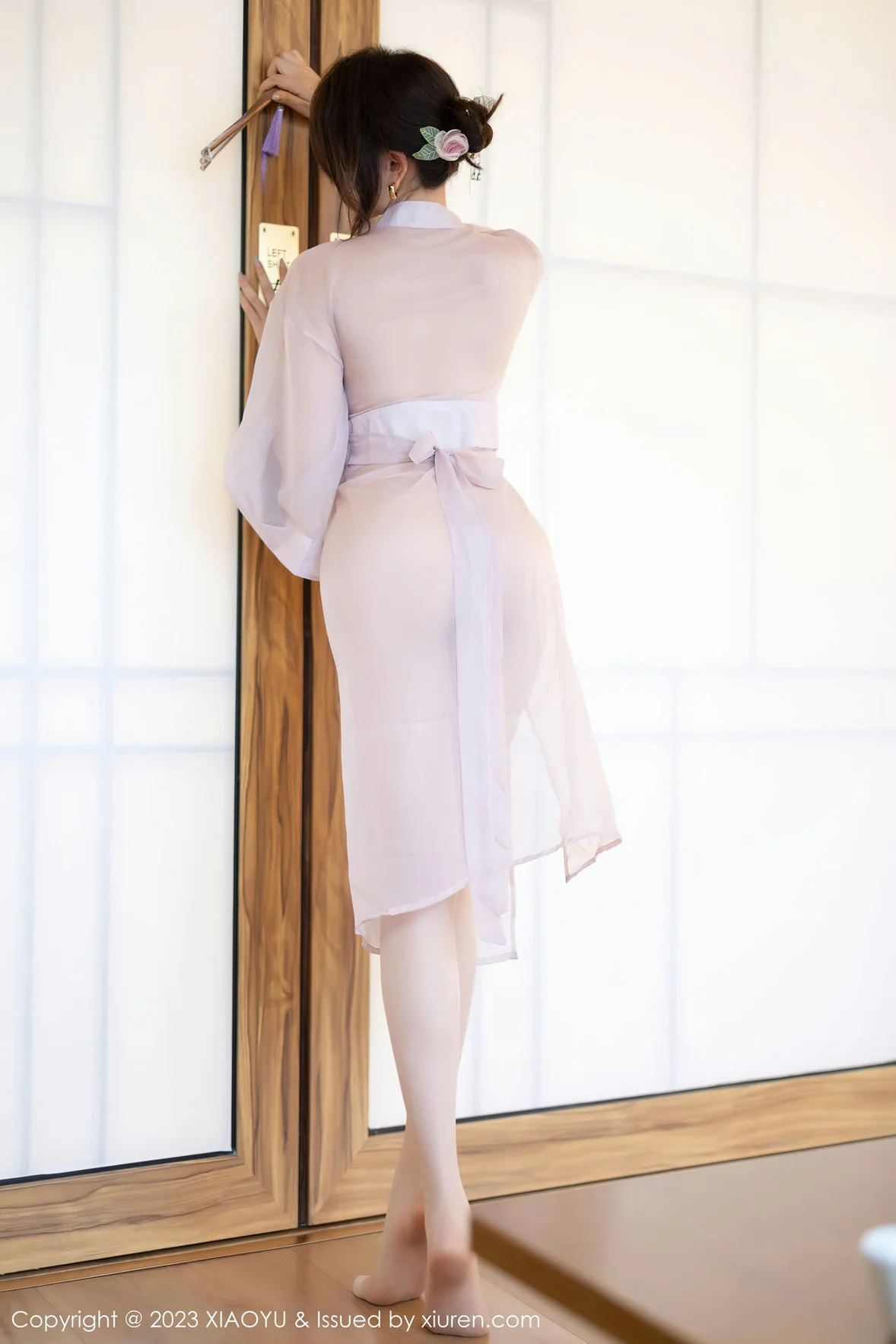 XIAOYU 语画 Vol.1076 徐莉芝Booty 轻透薄纱服饰性感写真 [85P]插图1