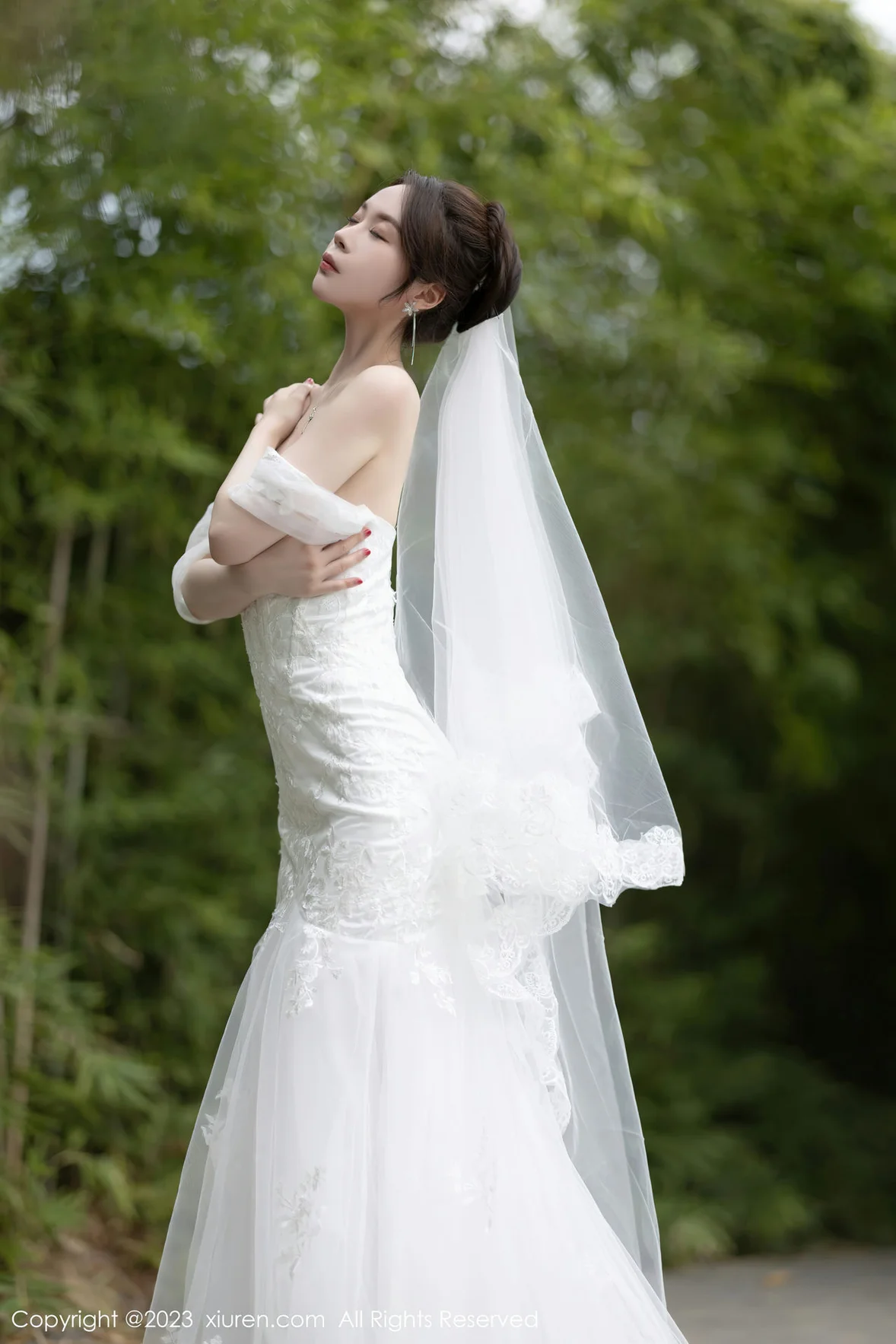 XiuRen 秀人 No.7310 梦心玥 白色婚纱服饰安吉旅拍 [84P]插图5