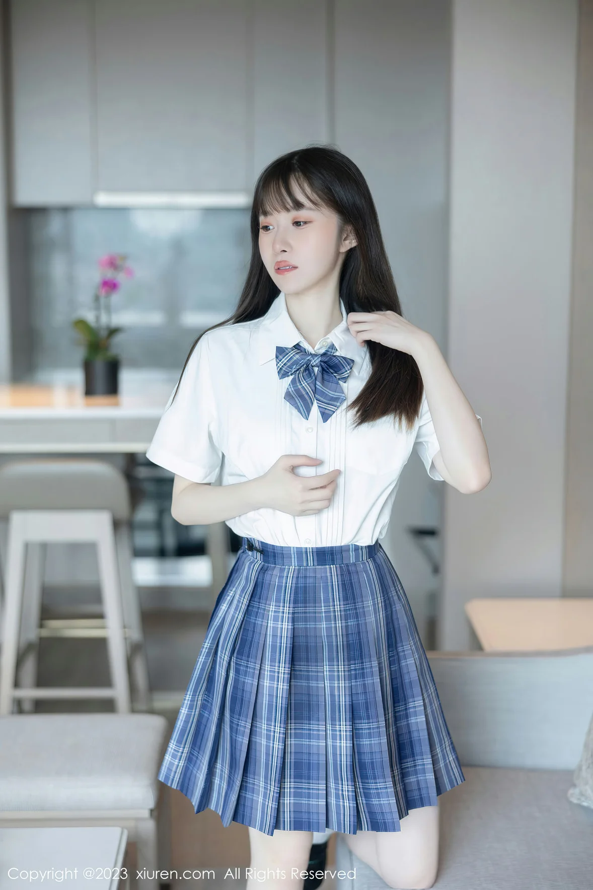 XiuRen 秀人 No.6993 林悠悠 jk短裙首套写真 [104P]插图1